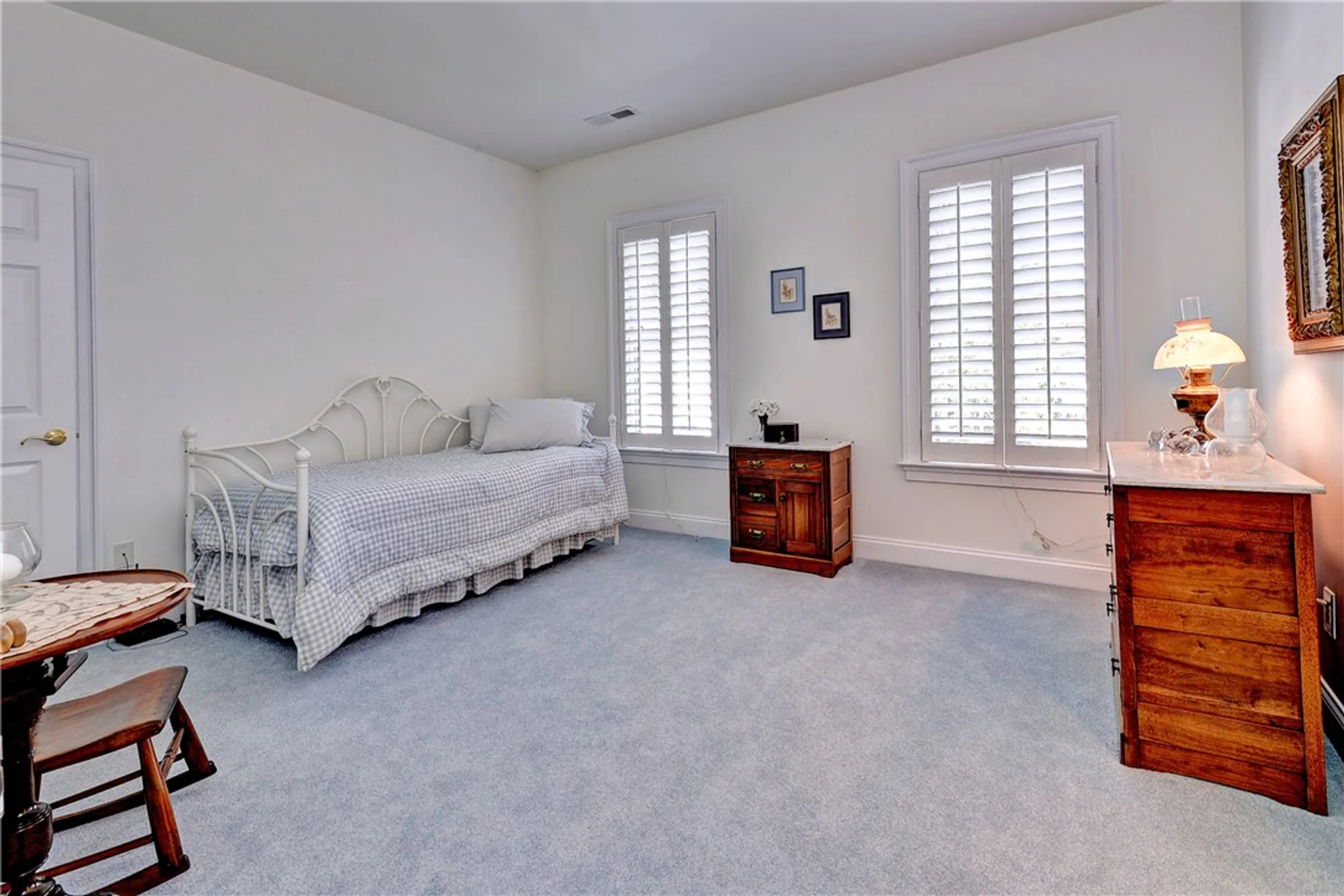 Property Slideshow image 32 of 48 | 115 w lancashire, Williamsburg, VA, 23188