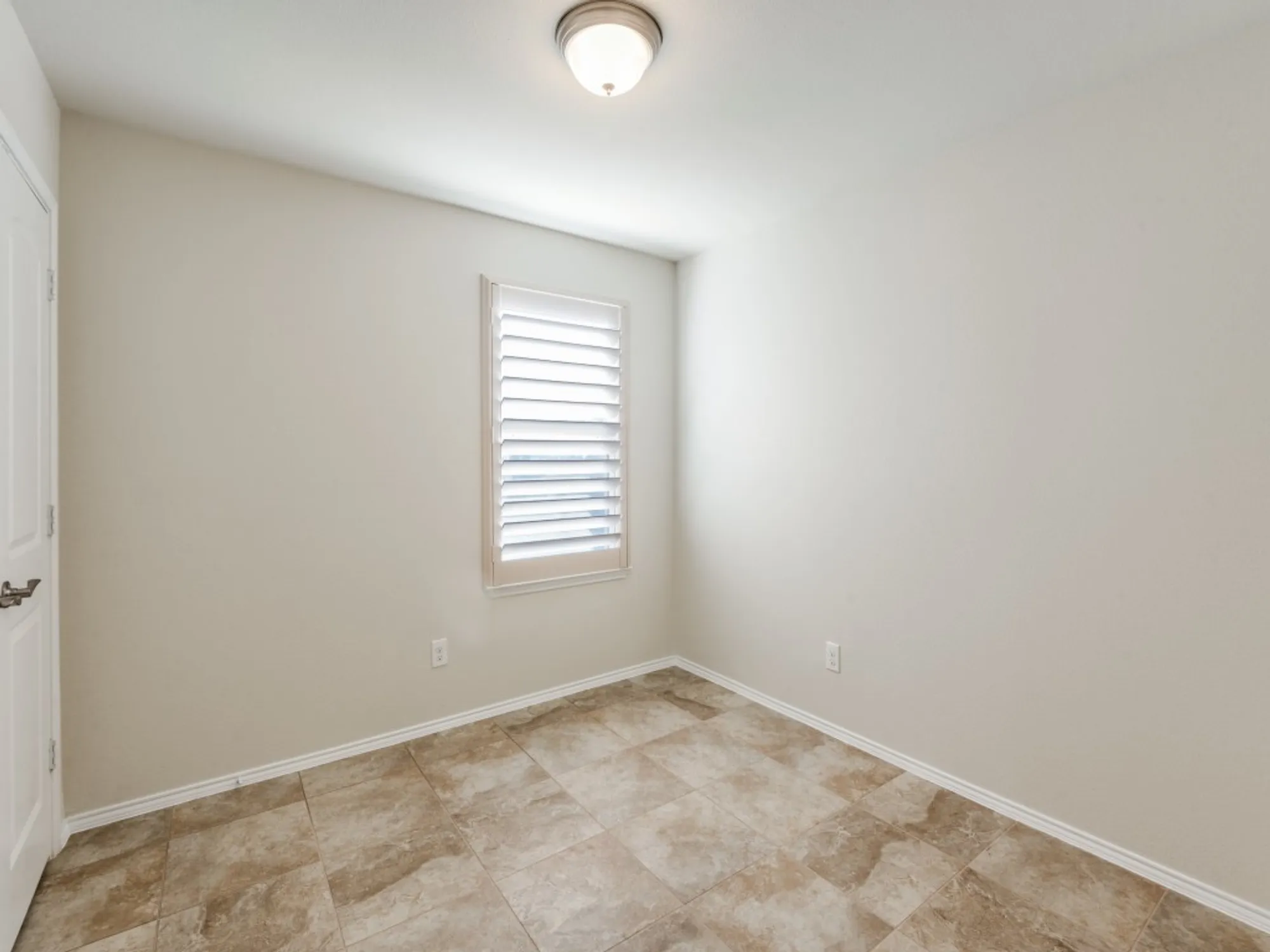 Property Slideshow image 19 of 26 | 3034 lazy rock ln, Frisco, TX, 75036