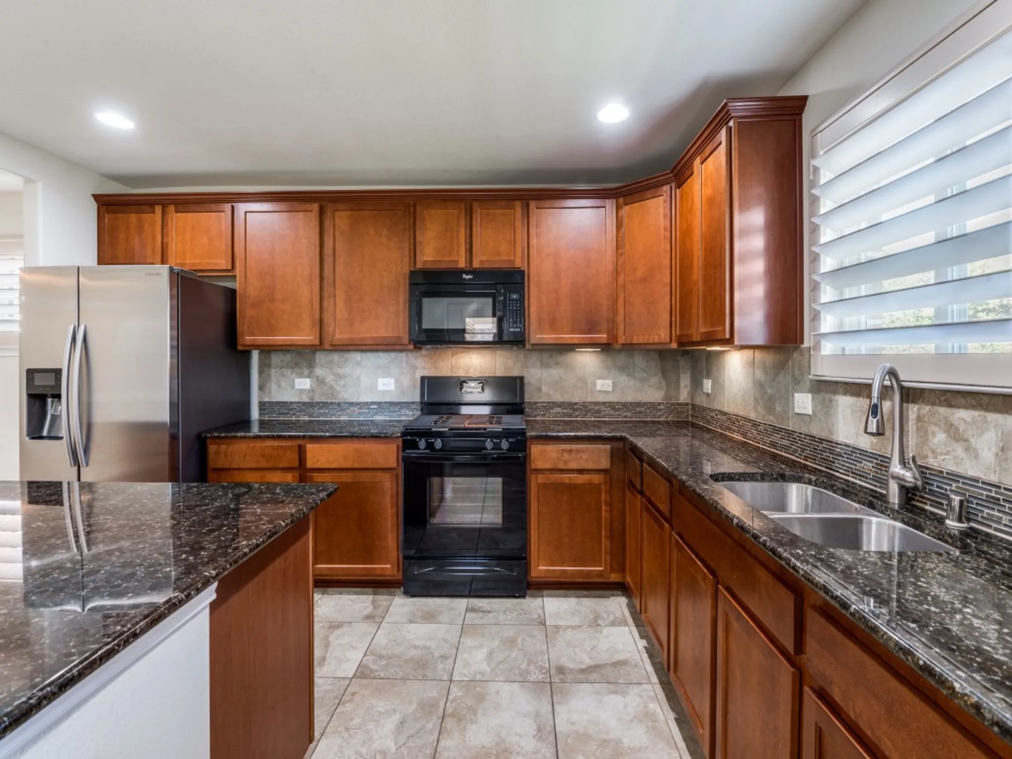 Property Slideshow image 13 of 26 | 3034 lazy rock ln, Frisco, TX, 75036