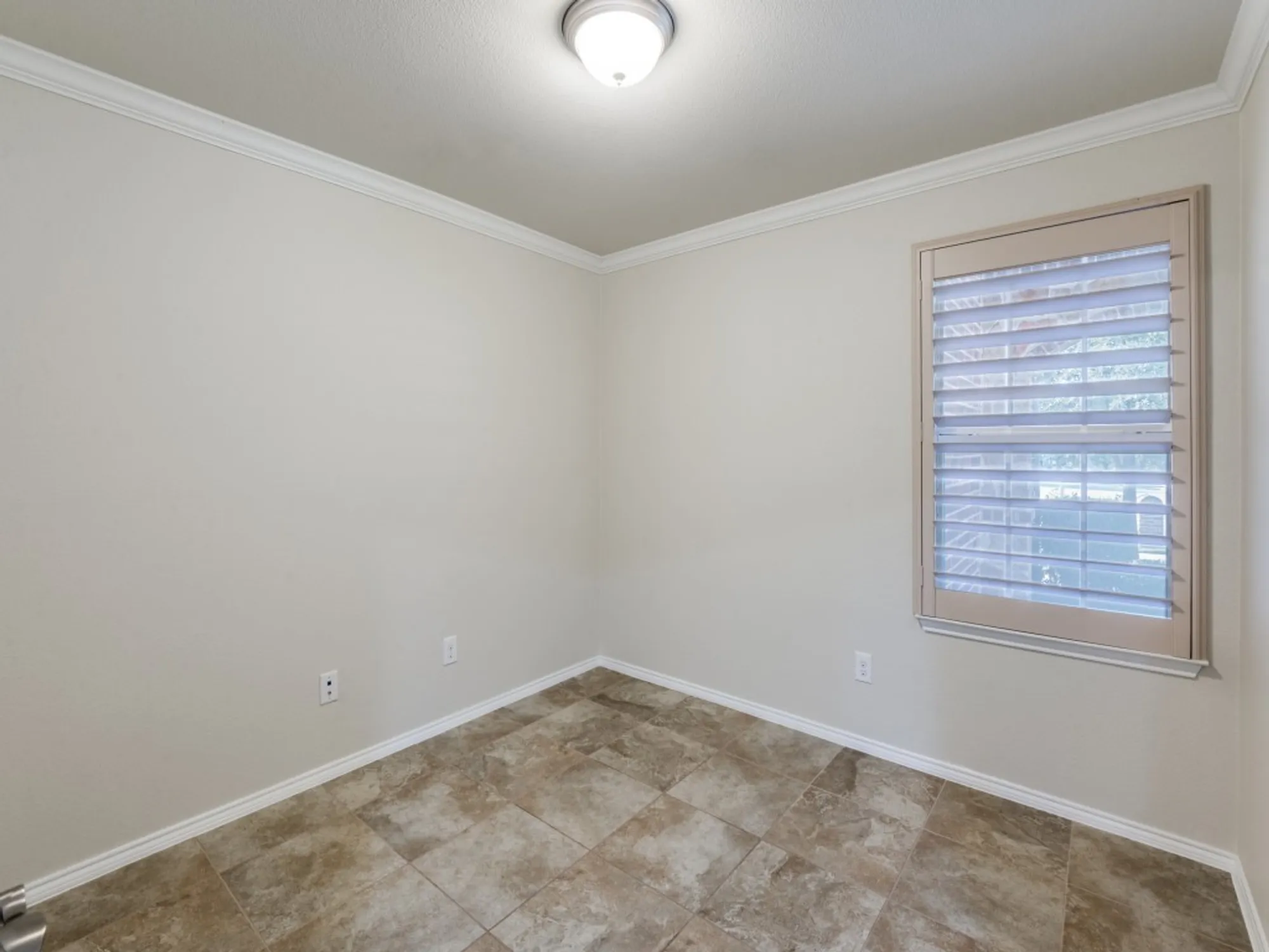 Property Slideshow image 20 of 26 | 3034 lazy rock ln, Frisco, TX, 75036