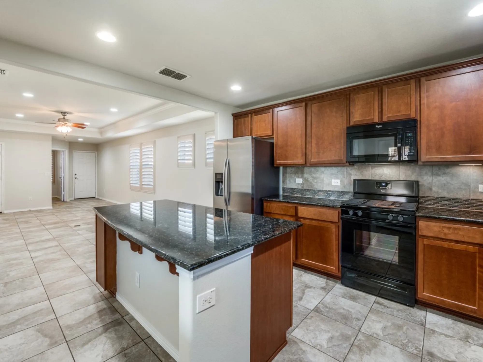 Property Slideshow image 9 of 26 | 3034 lazy rock ln, Frisco, TX, 75036