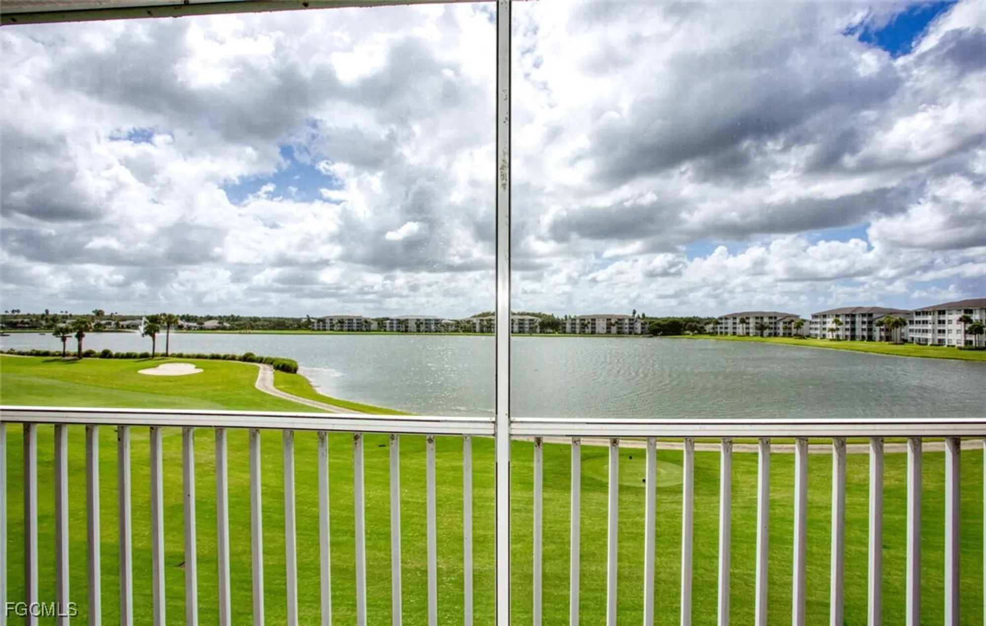 Property Slideshow image 15 of 25 | 8056 queen palm ln 635, Fort Myers, FL, 33966