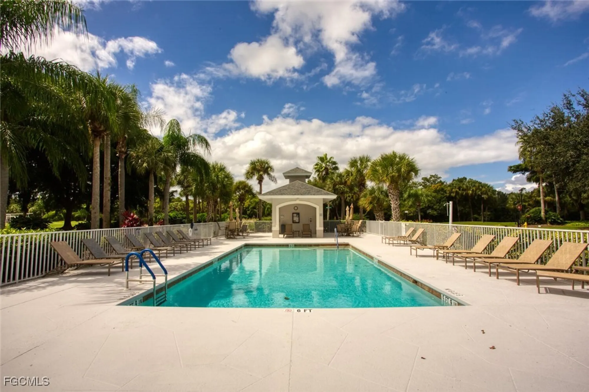 Property Slideshow image 21 of 25 | 8056 queen palm ln 635, Fort Myers, FL, 33966