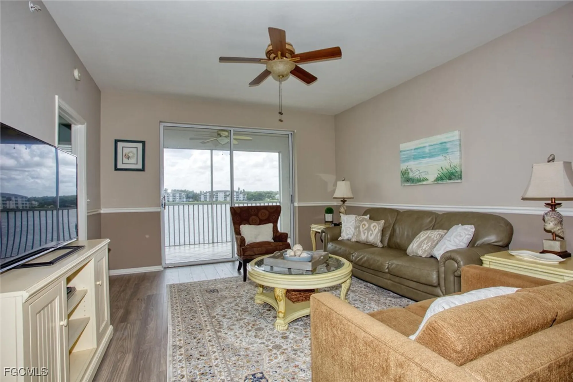 Property Slideshow image 7 of 25 | 8056 queen palm ln 635, Fort Myers, FL, 33966