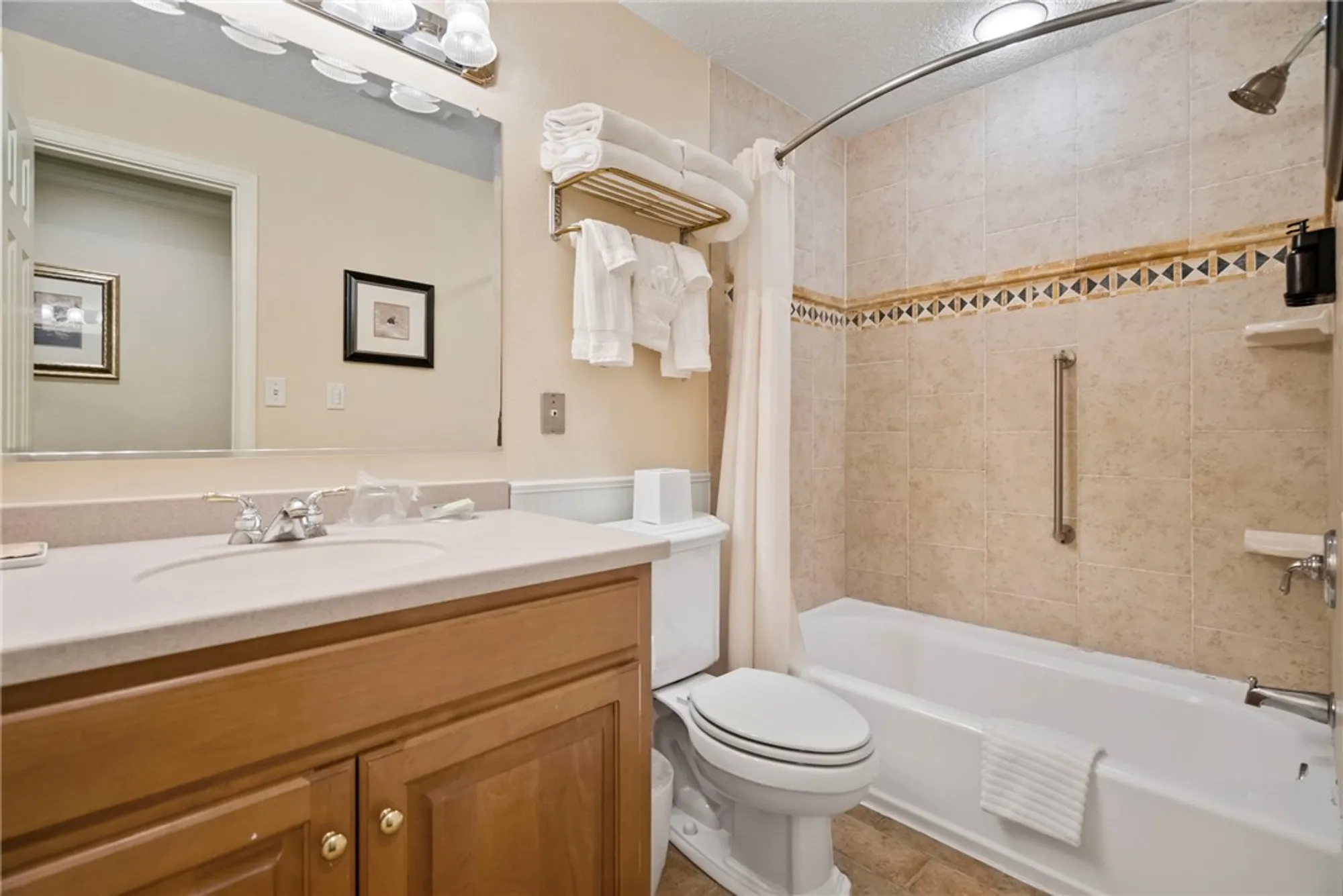 Property Slideshow image 28 of 45 | 713 graves ordinary, Williamsburg, VA, 23185