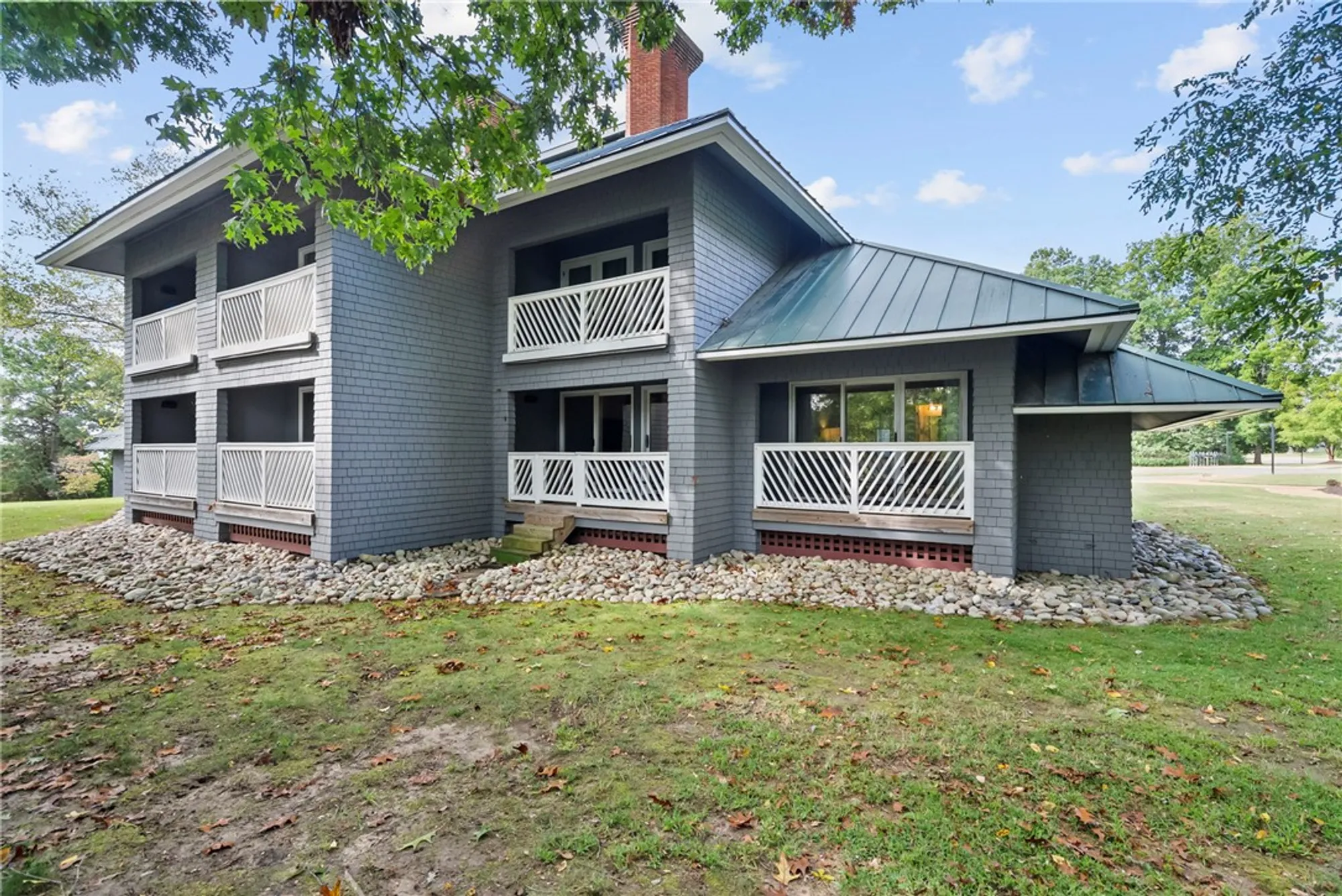 Property Slideshow image 36 of 45 | 713 graves ordinary, Williamsburg, VA, 23185