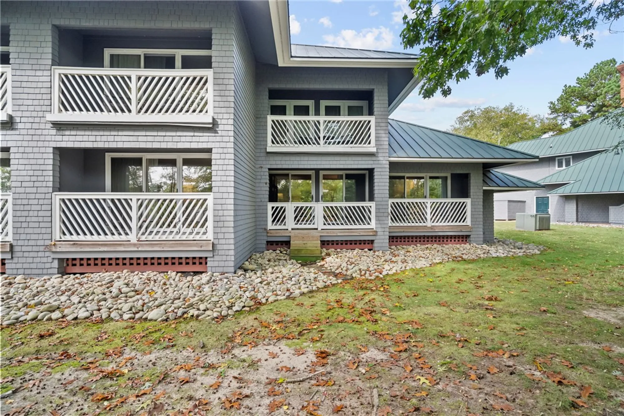 Property Slideshow image 37 of 45 | 713 graves ordinary, Williamsburg, VA, 23185