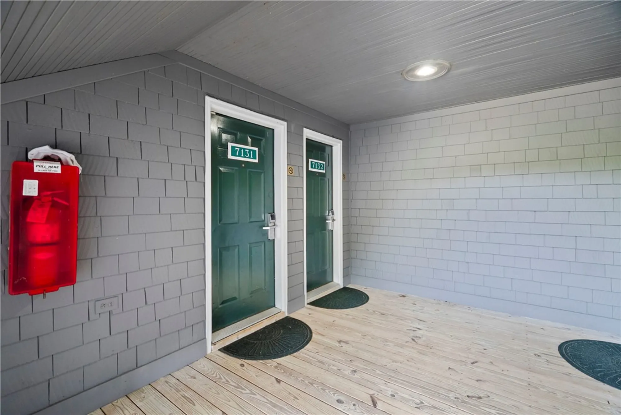 Property Slideshow image 5 of 45 | 713 graves ordinary, Williamsburg, VA, 23185