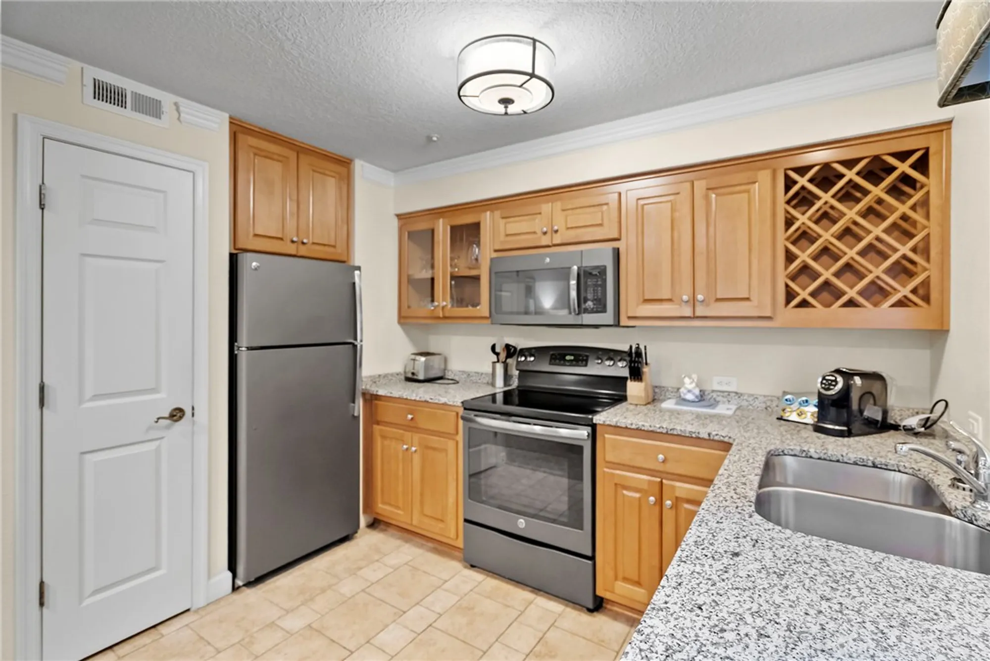 Property Slideshow image 7 of 45 | 713 graves ordinary, Williamsburg, VA, 23185