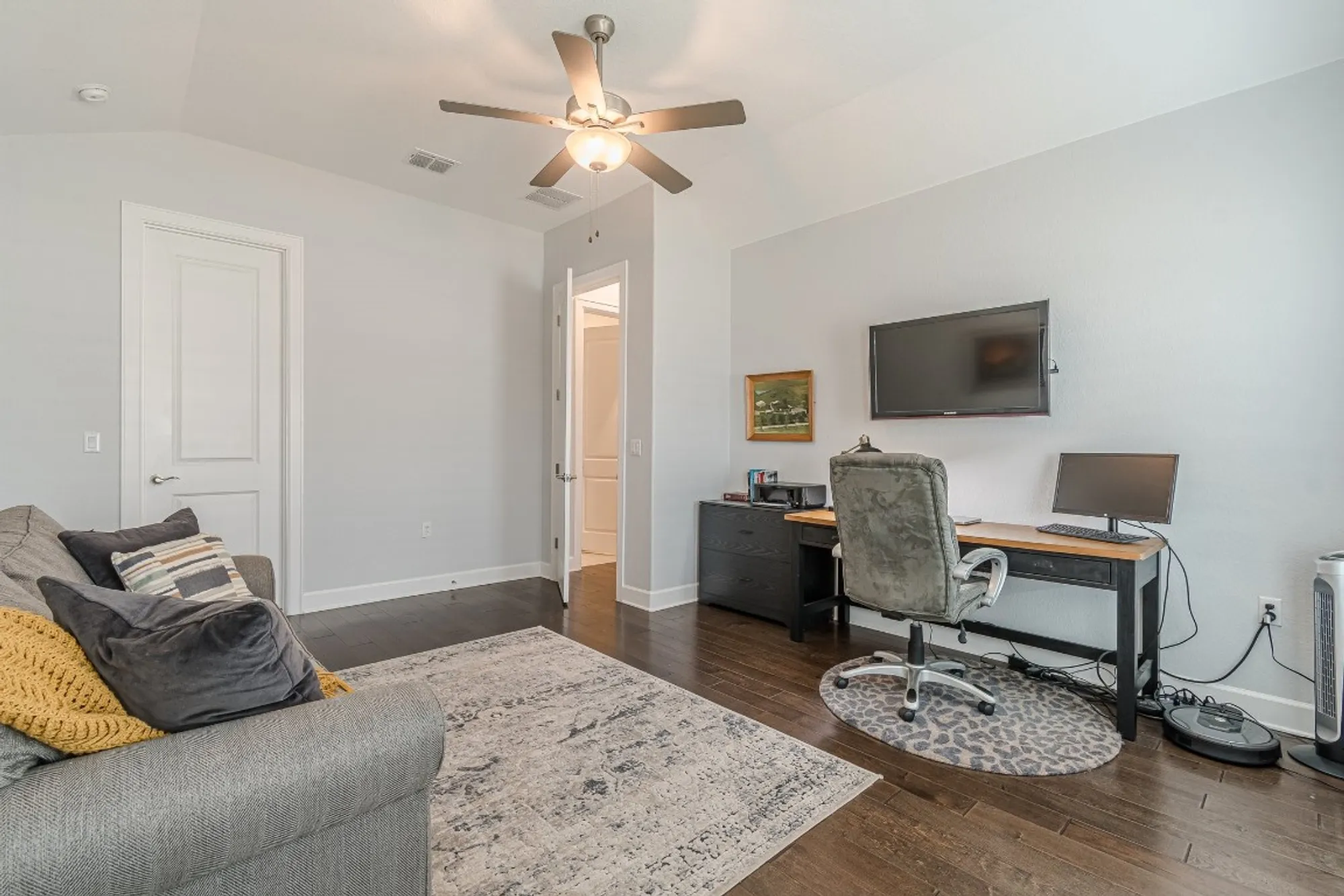 Property Slideshow image 10 of 38 | 117 playing cypress, San Marcos, TX, 78666