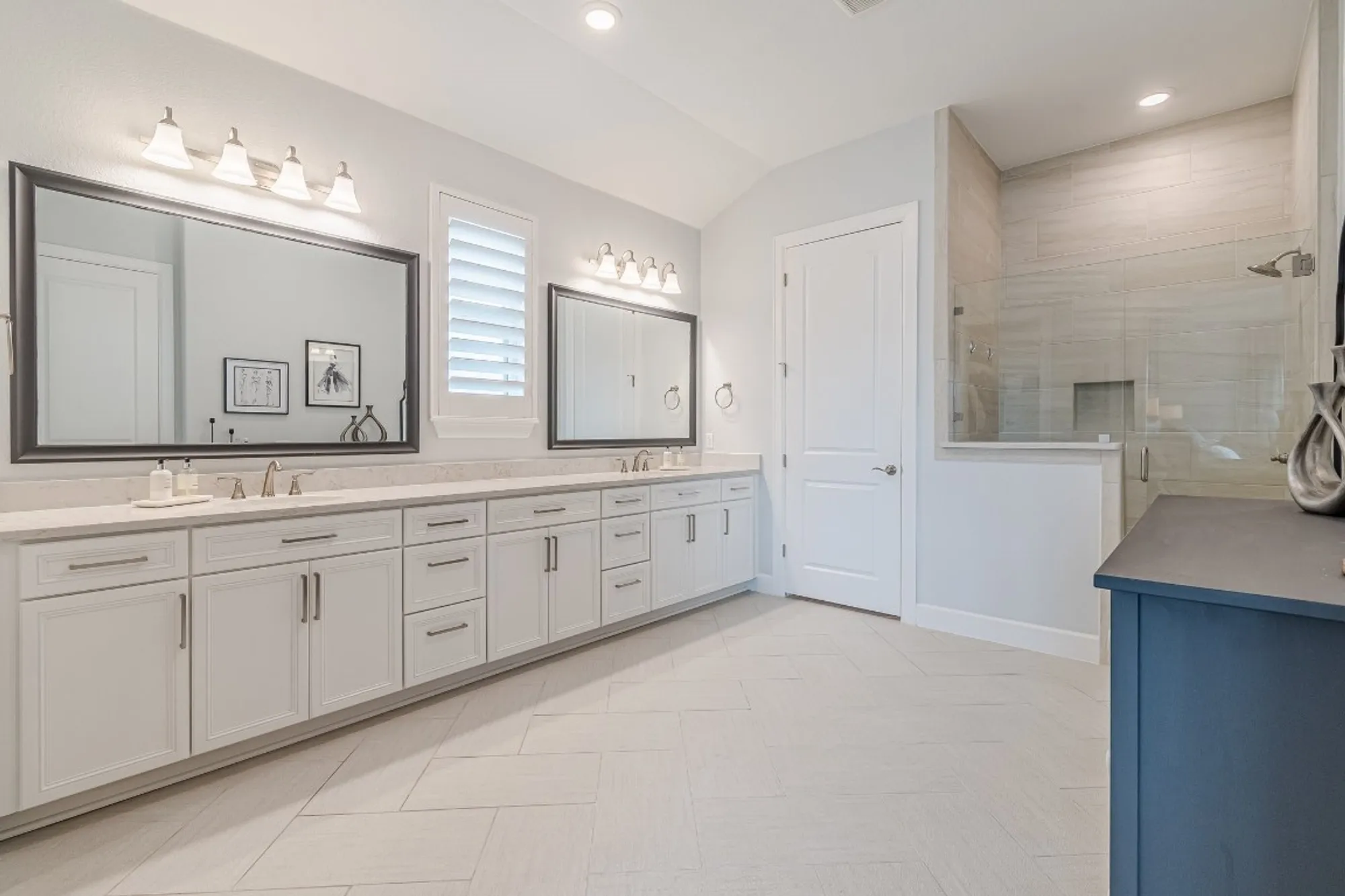 Property Slideshow image 25 of 38 | 117 playing cypress, San Marcos, TX, 78666