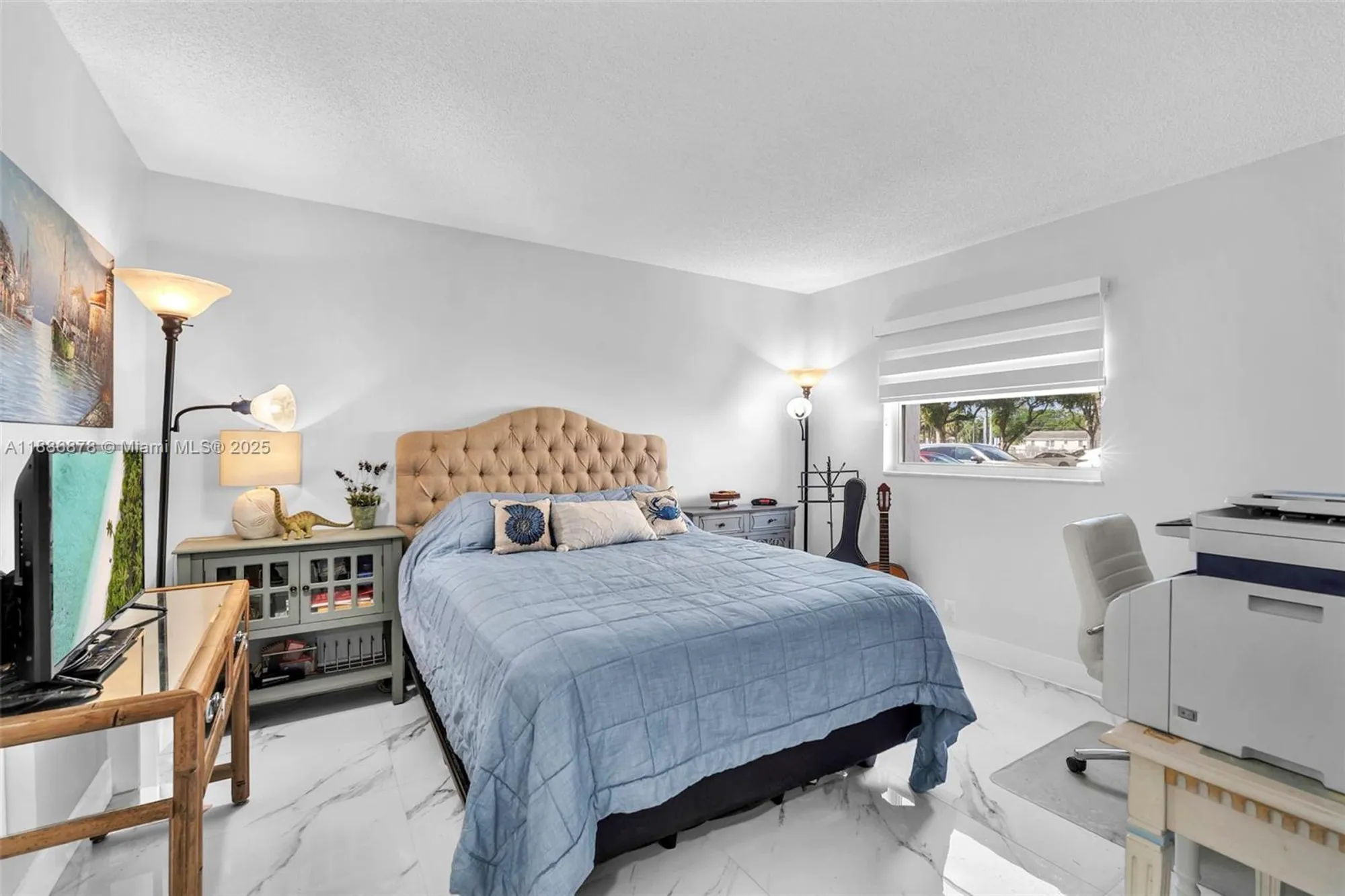 Property Slideshow image 12 of 43 | 205 se 11th ter 101, Dania Beach, FL, 33004