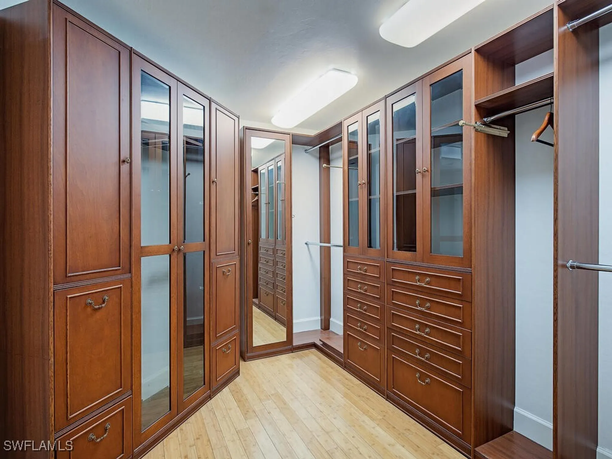 Property Slideshow image 15 of 49 | 6597 nicholas blvd 803, Naples, FL, 34108