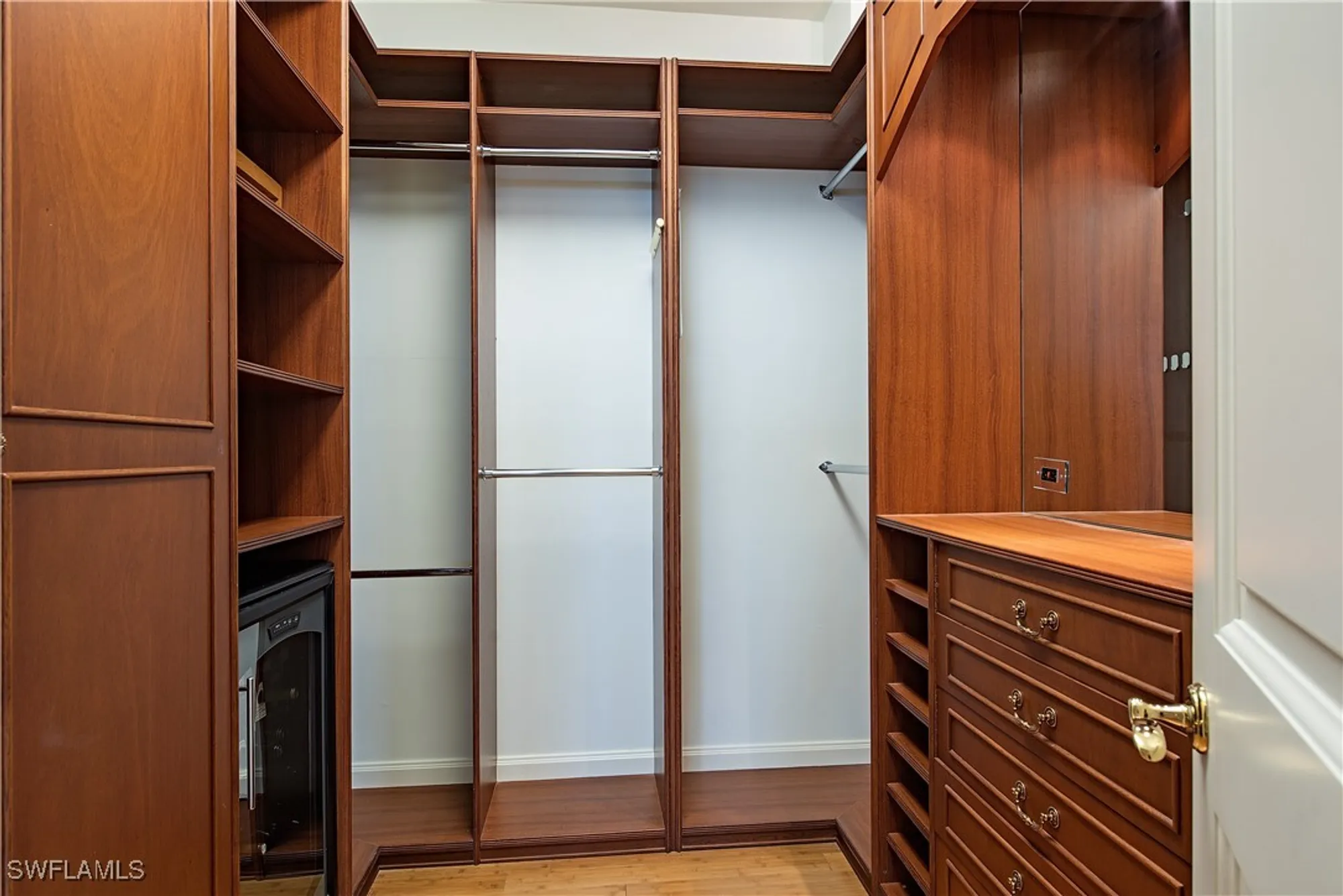 Property Slideshow image 17 of 49 | 6597 nicholas blvd 803, Naples, FL, 34108