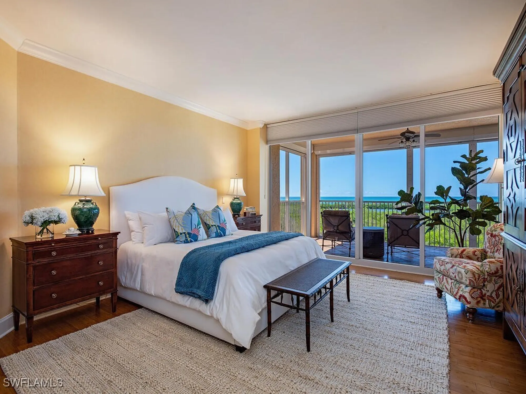 Property Slideshow image 13 of 49 | 6597 nicholas blvd 803, Naples, FL, 34108