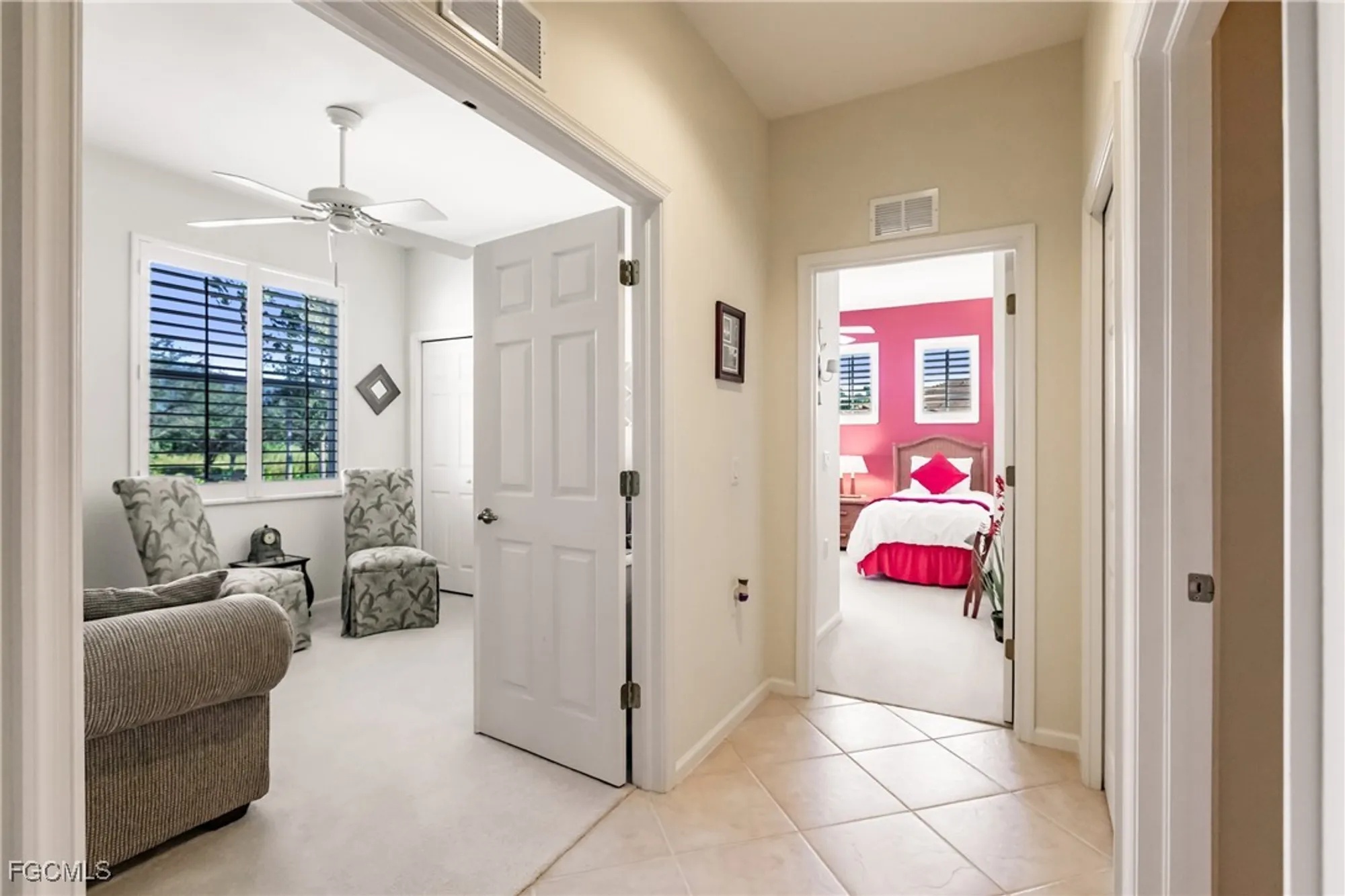Property Slideshow image 27 of 47 | 3011 meandering way 202, Fort Myers, FL, 33905