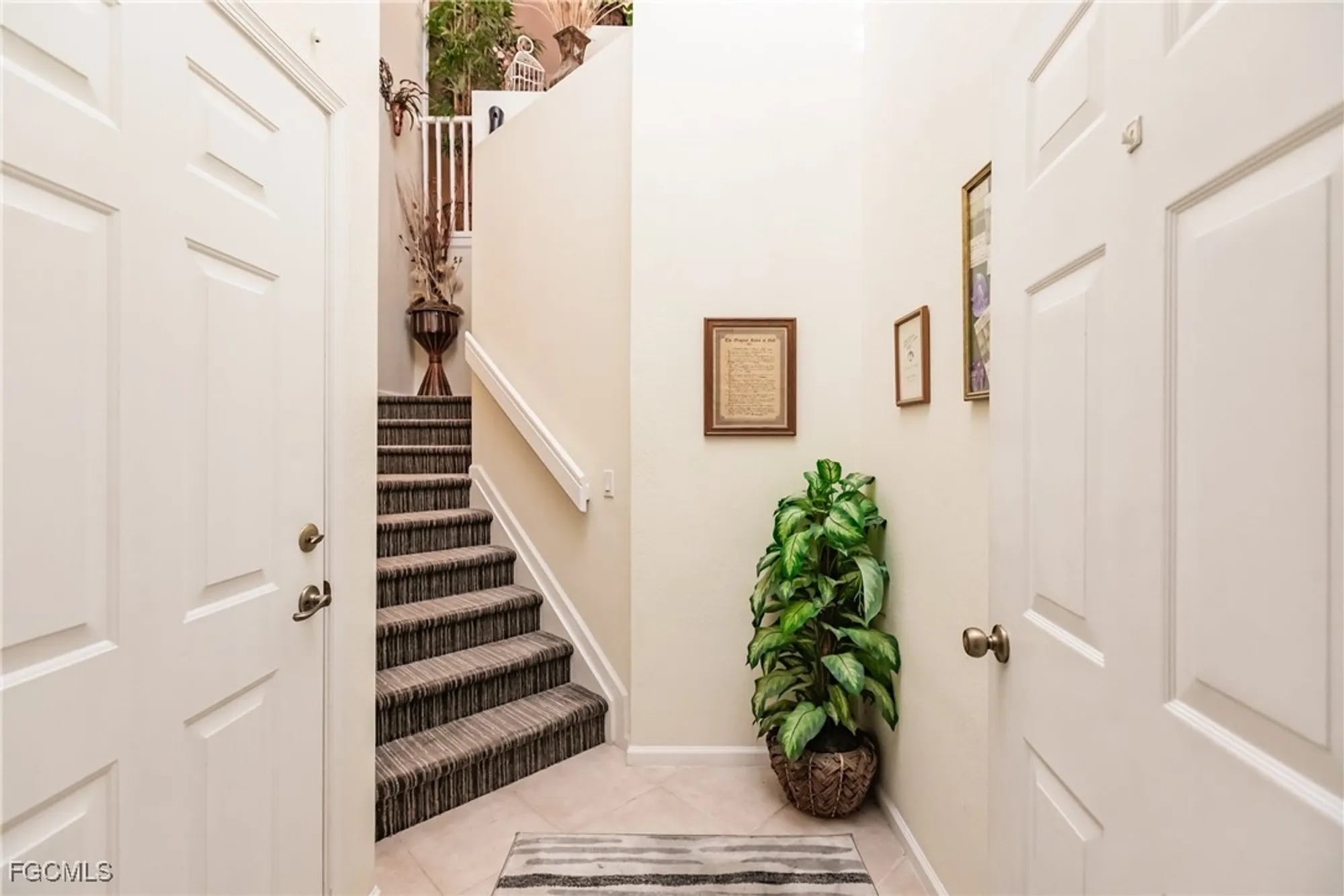 Property Slideshow image 4 of 47 | 3011 meandering way 202, Fort Myers, FL, 33905