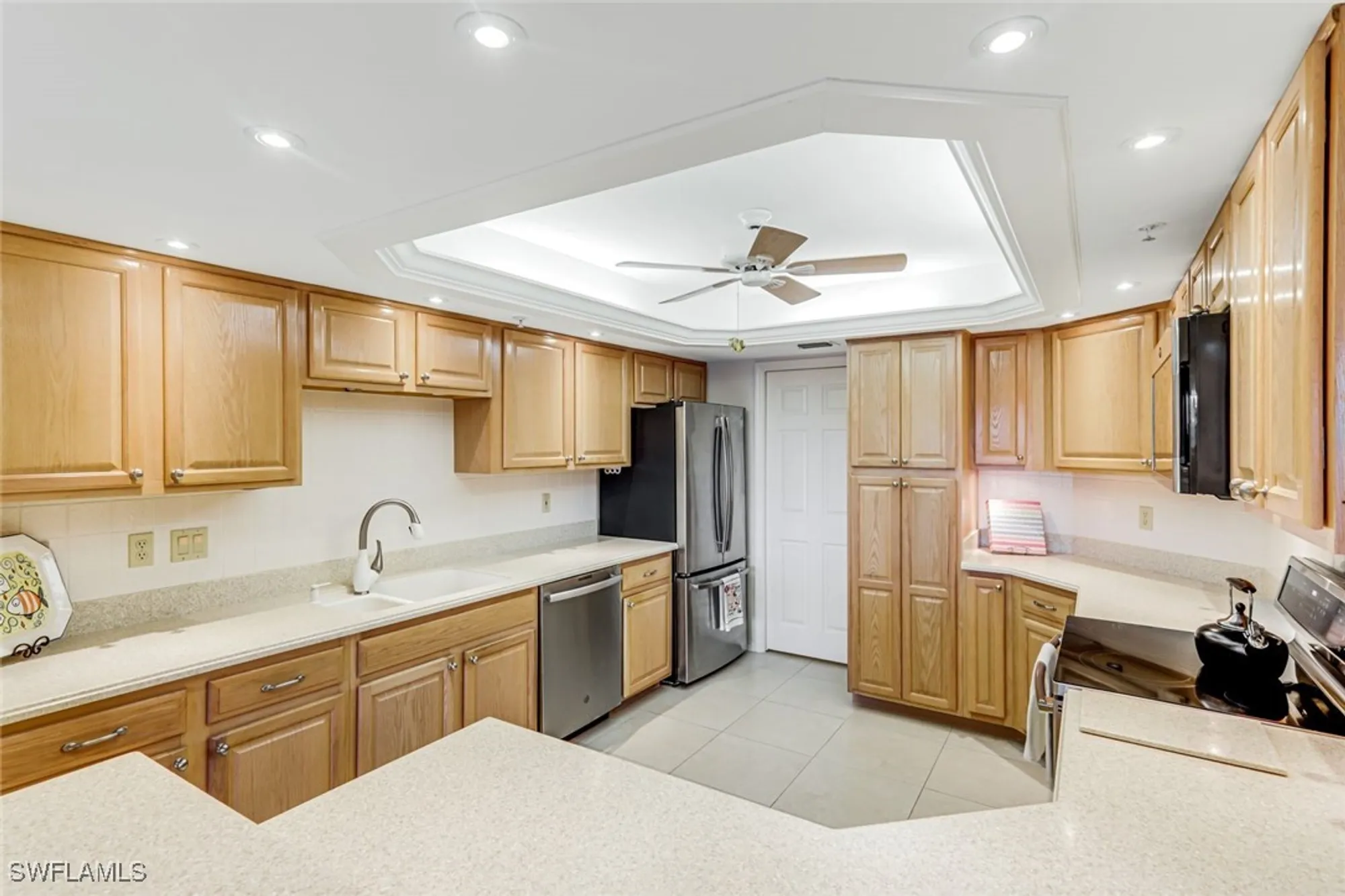 Property Slideshow image 11 of 37 | 26900 wedgewood dr 304, Bonita Springs, FL, 34134