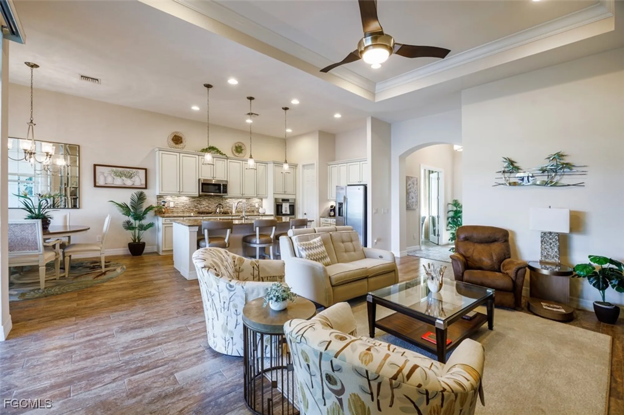 Property Slideshow image 12 of 41 | 2977 willow ridge ct, Fort Myers, FL, 33905