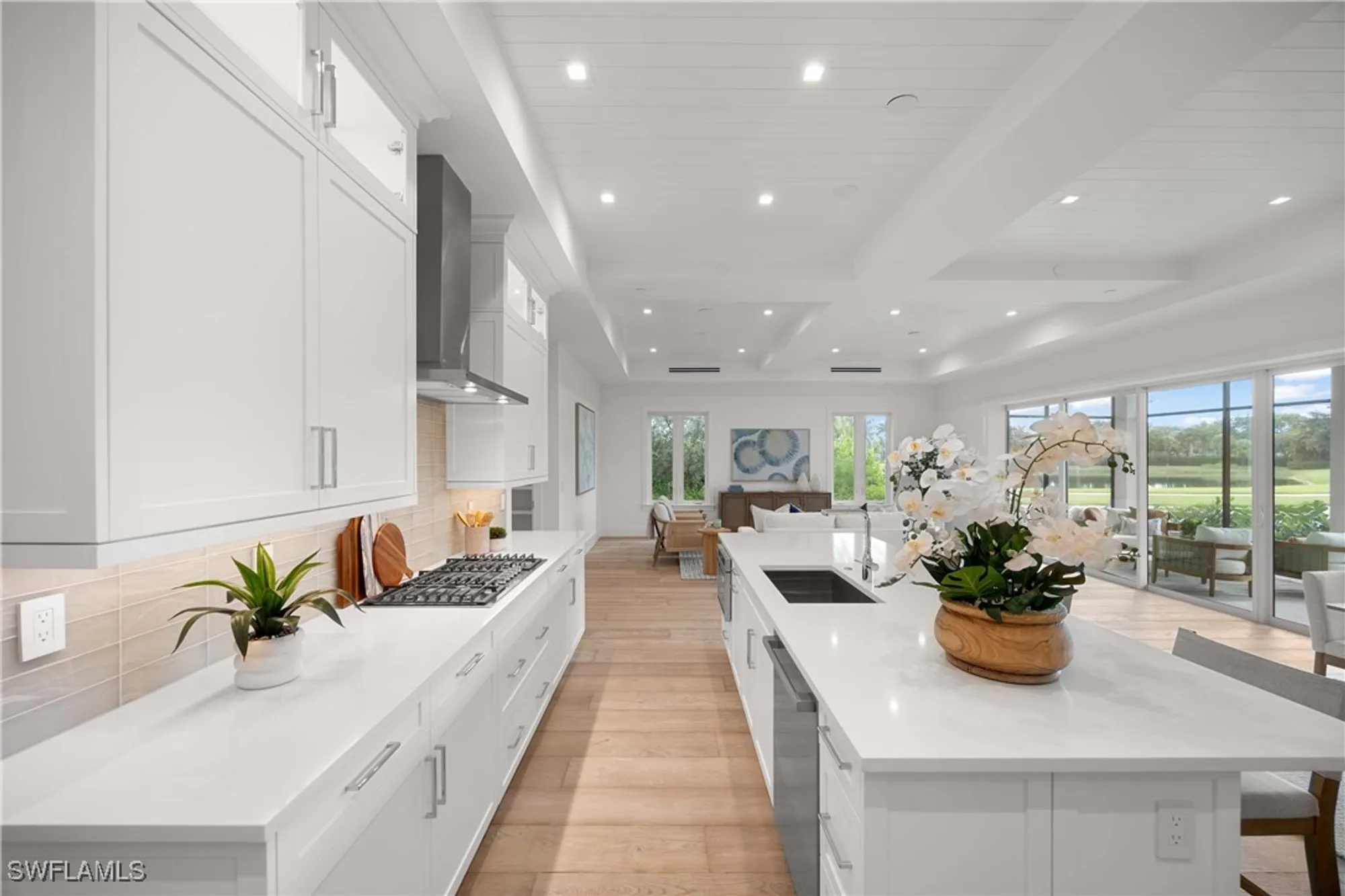 Property Slideshow image 14 of 50 | 3291 dorado ln unit 101, Naples, FL, 34114