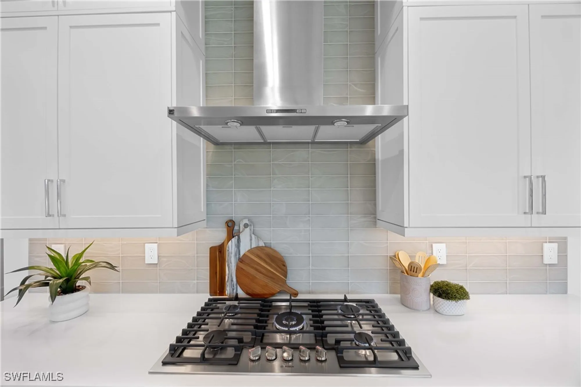 Property Slideshow image 15 of 50 | 3291 dorado ln unit 101, Naples, FL, 34114