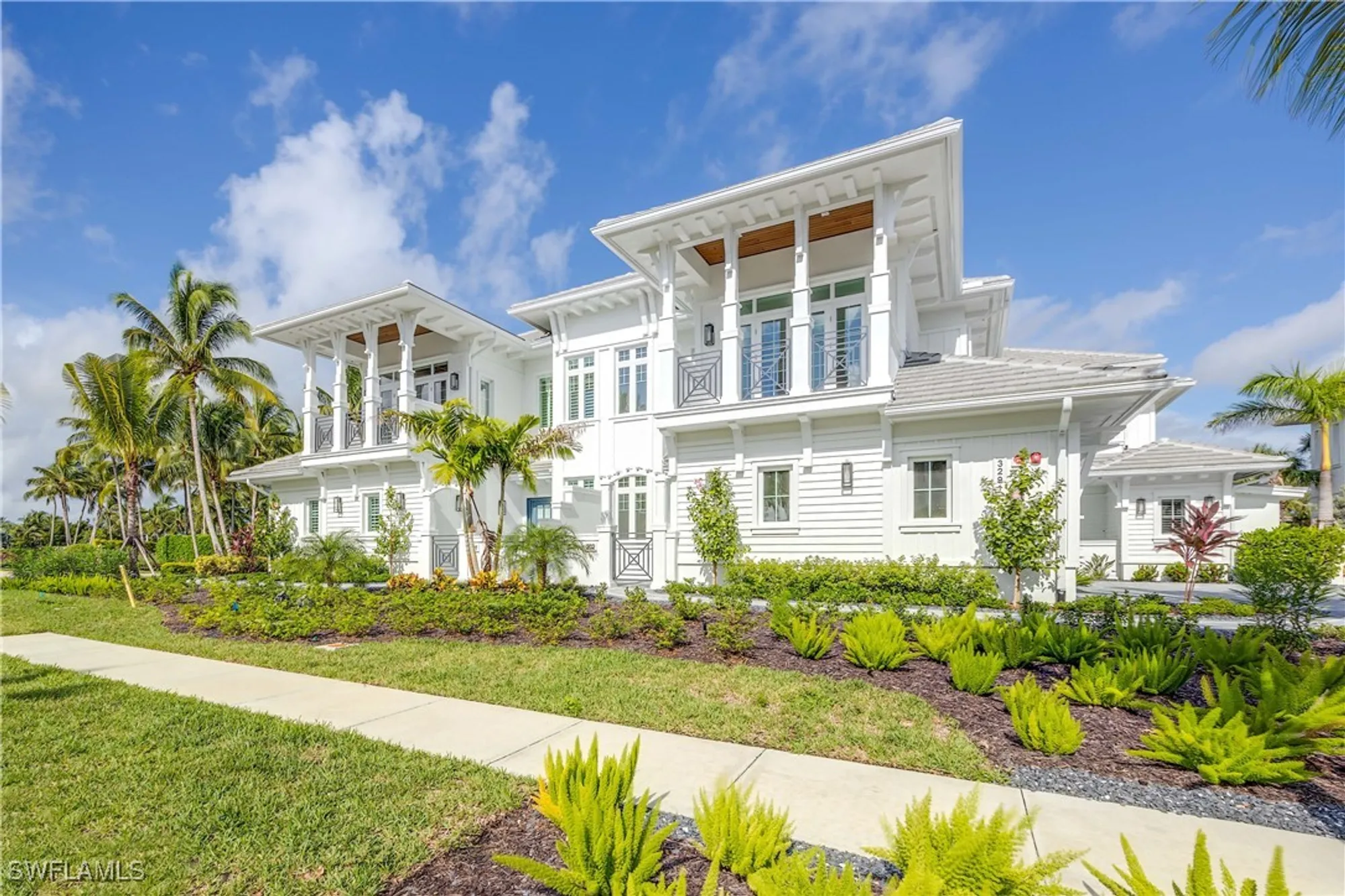 Property Slideshow image 1 of 50 | 3291 dorado ln unit 101, Naples, FL, 34114