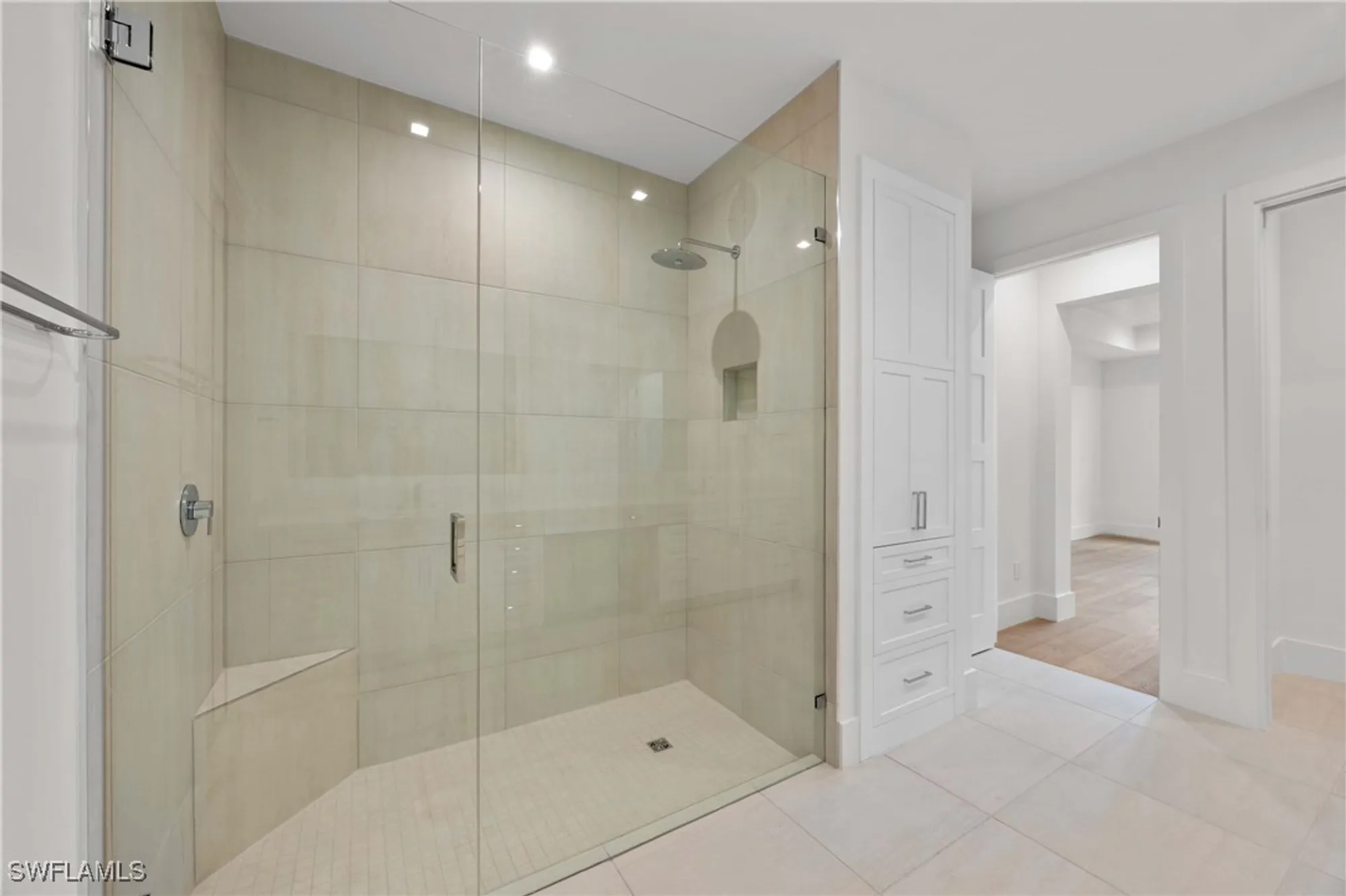 Property Slideshow image 33 of 50 | 3291 dorado ln unit 101, Naples, FL, 34114