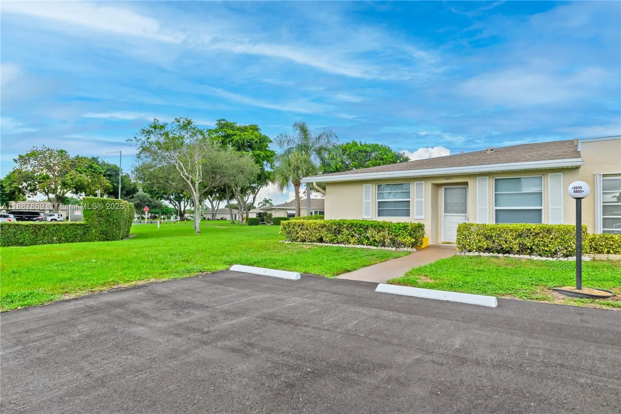 Property Slideshow image 25 of 31 | 8809 belle aire dr # 8809, Boca Raton, FL, 33433