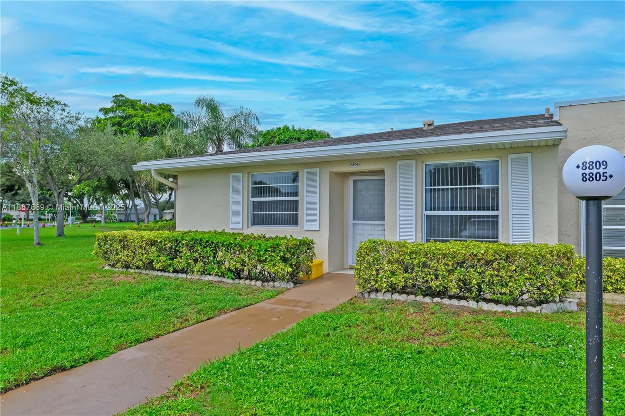 Property Slideshow image 3 of 31 | 8809 belle aire dr # 8809, Boca Raton, FL, 33433