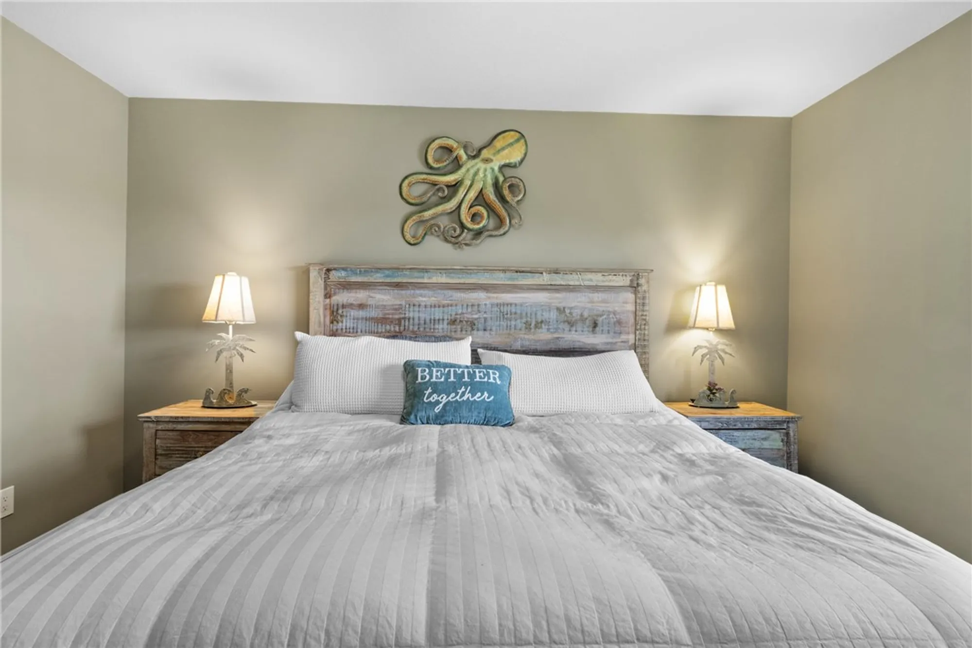 Property Slideshow image 15 of 36 | 31 plantation dr apt 205, Vero Beach, FL, 32966