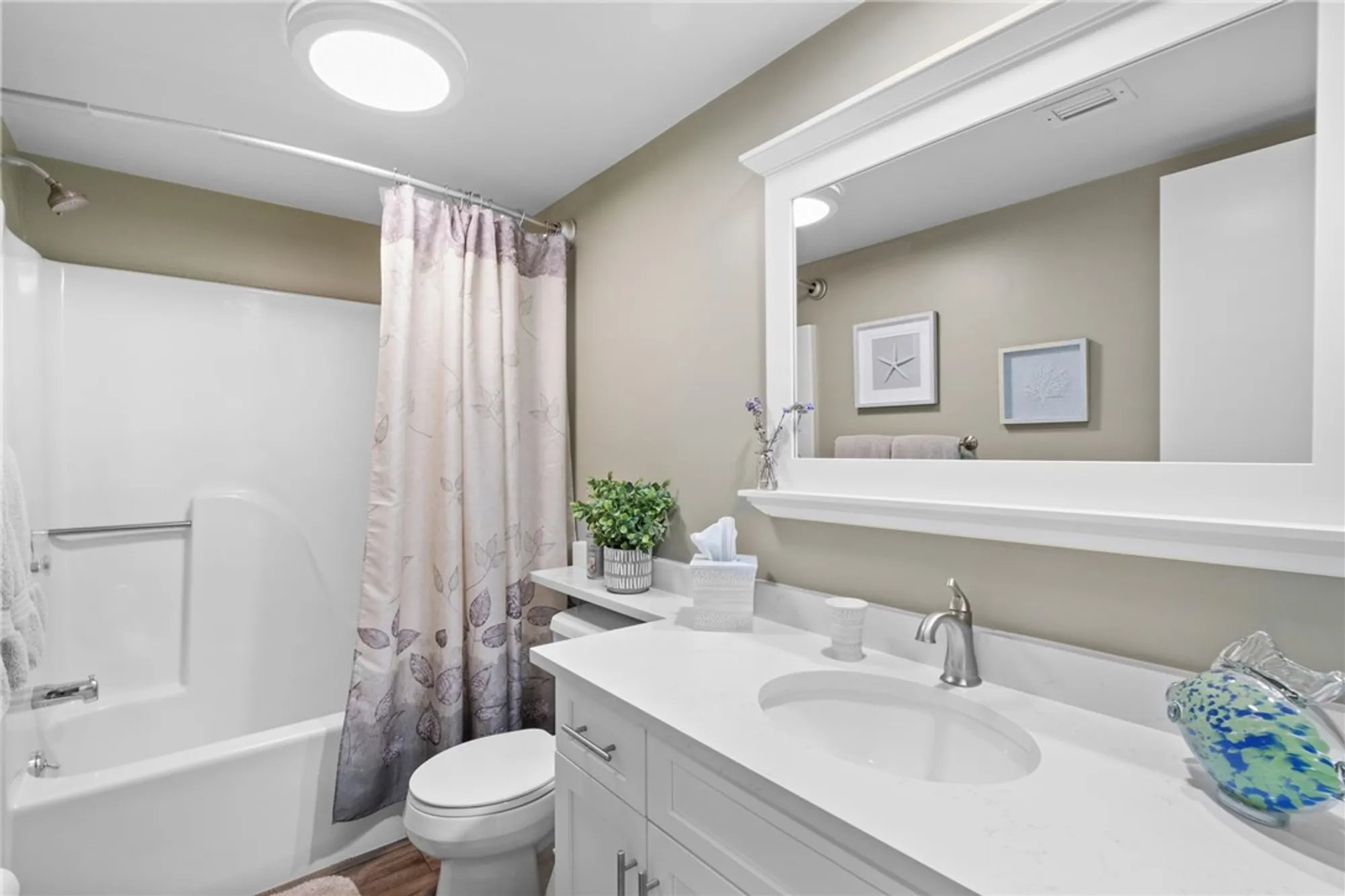 Property Slideshow image 28 of 36 | 31 plantation dr apt 205, Vero Beach, FL, 32966