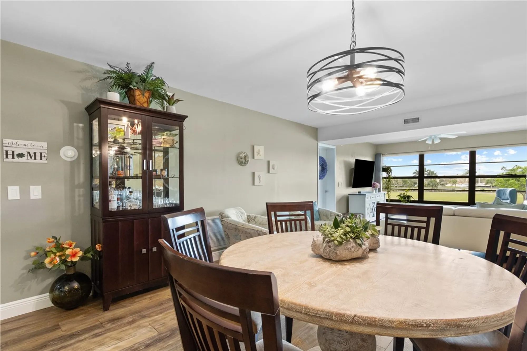 Property Slideshow image 8 of 36 | 31 plantation dr apt 205, Vero Beach, FL, 32966