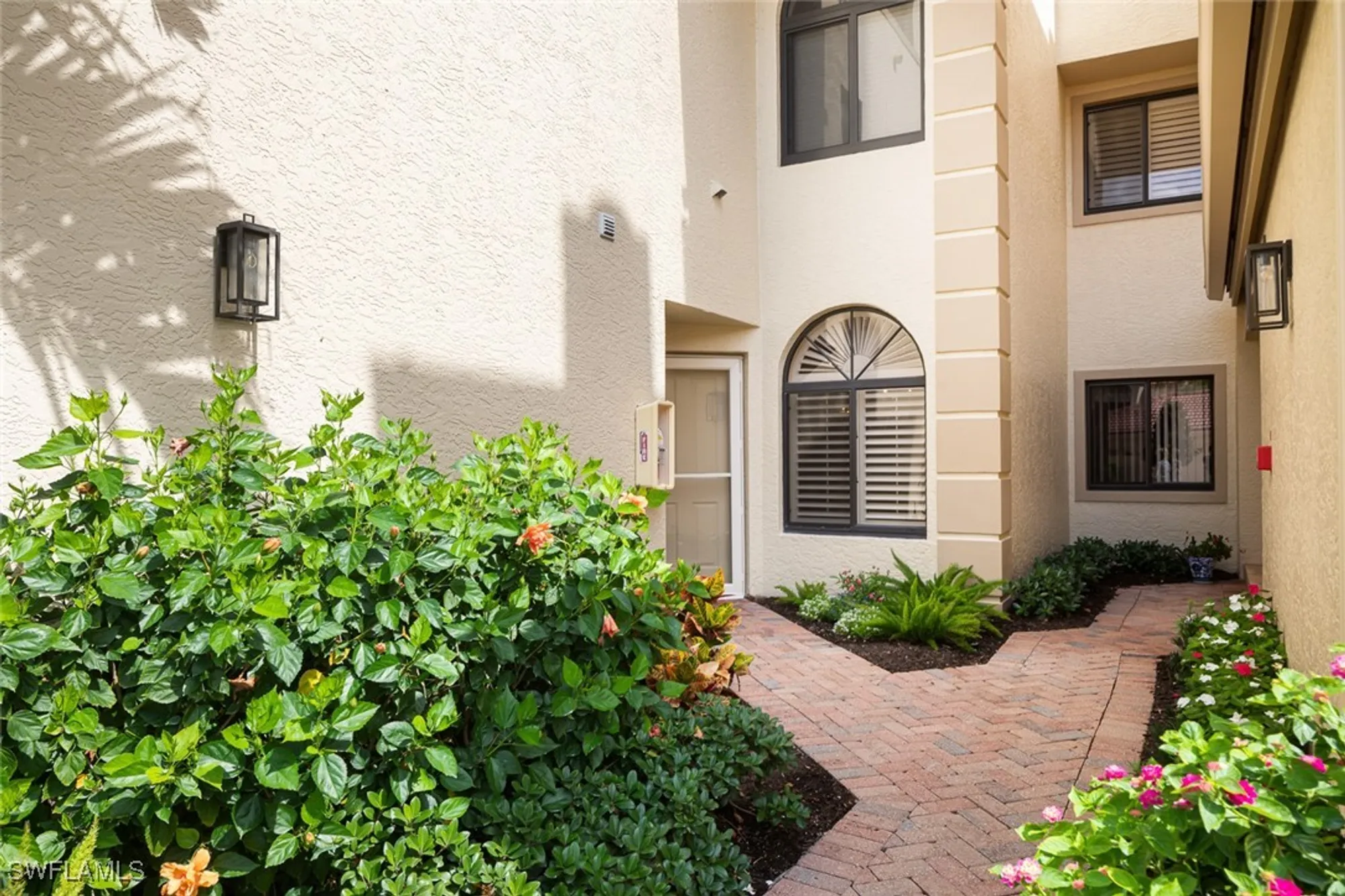 Property Slideshow image 18 of 25 | 7048 pelican bay blvd # c104, Naples, FL, 34108
