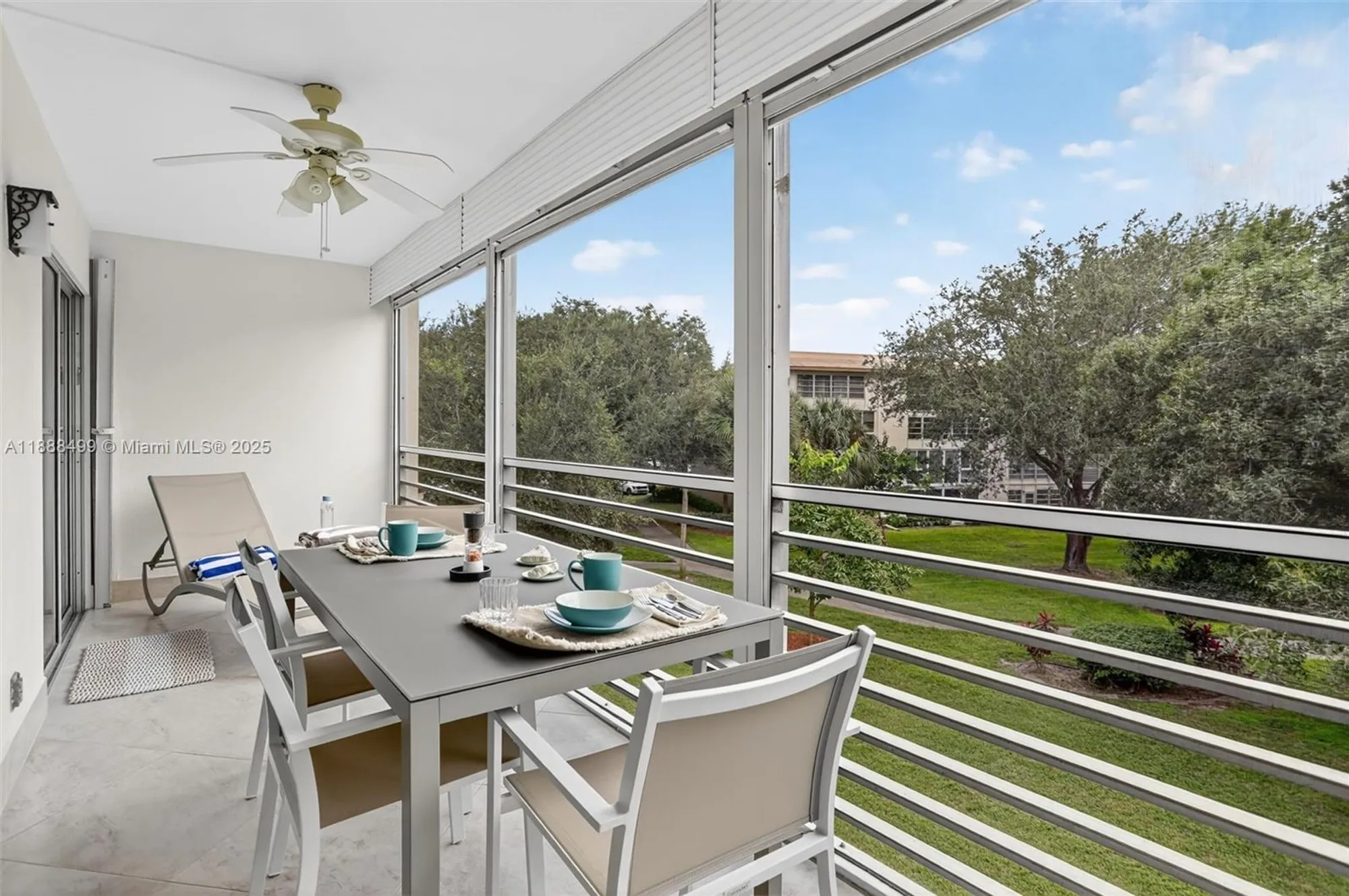 Property Slideshow image 14 of 61 | 2301 lucaya ln d3, Coconut Creek, FL, 33066