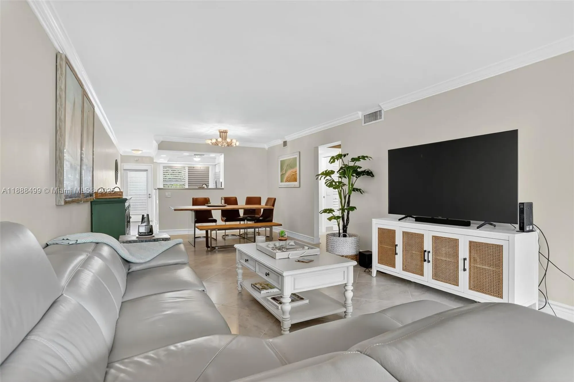 Property Slideshow image 13 of 61 | 2301 lucaya ln d3, Coconut Creek, FL, 33066