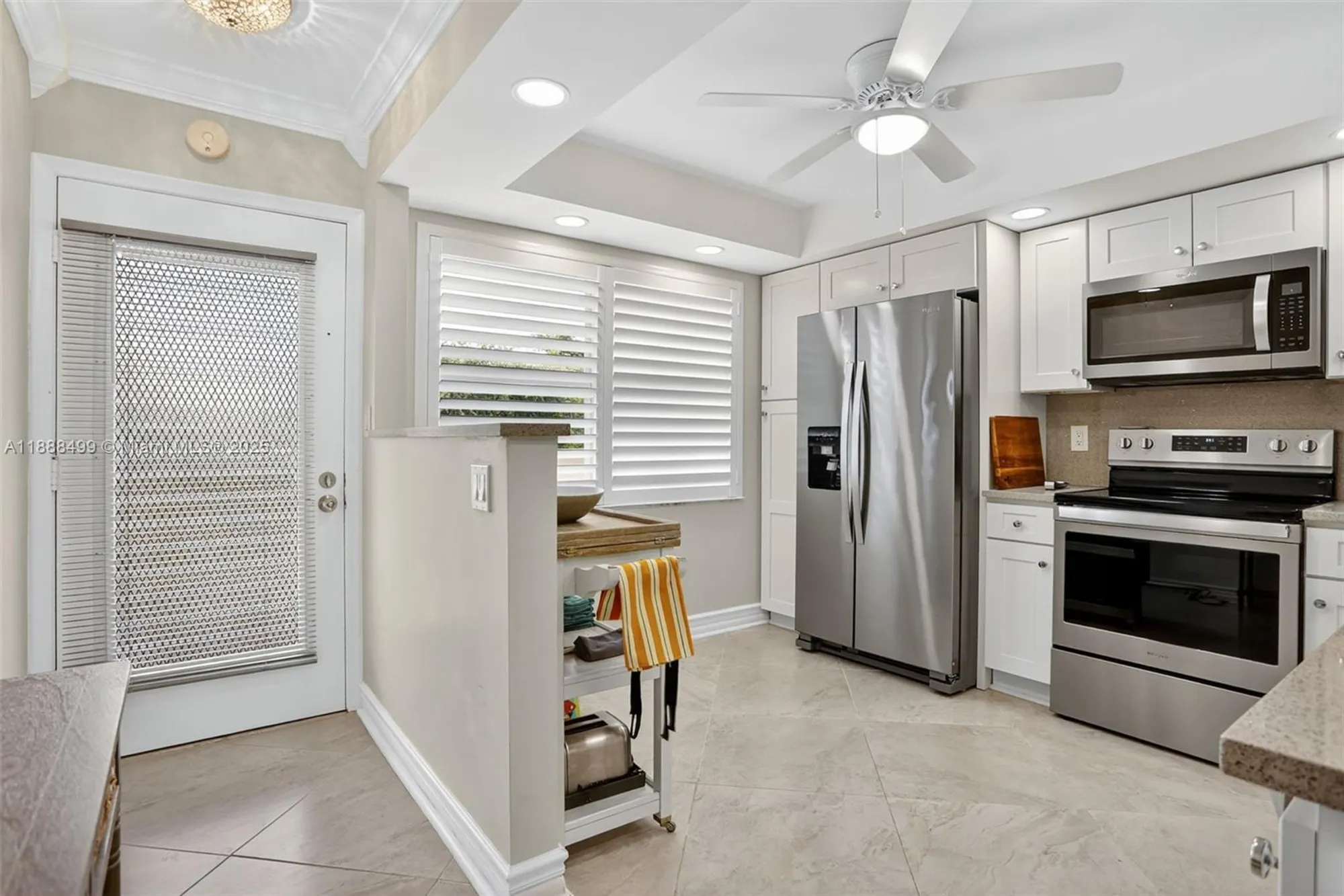 Property Slideshow image 4 of 61 | 2301 lucaya ln d3, Coconut Creek, FL, 33066