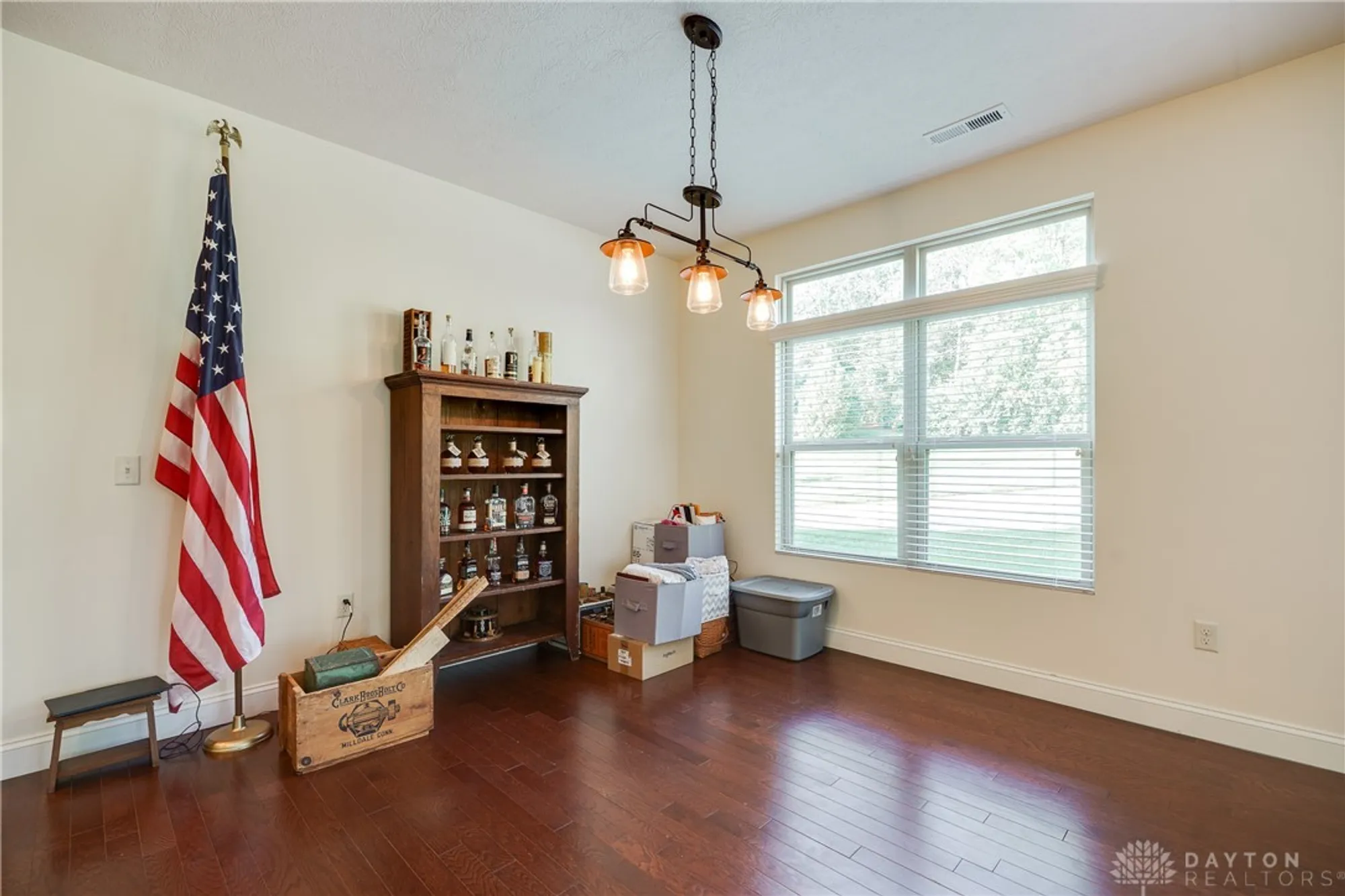 Property Slideshow image 15 of 76 | 2833 hackberry ln, Beavercreek, OH, 45431