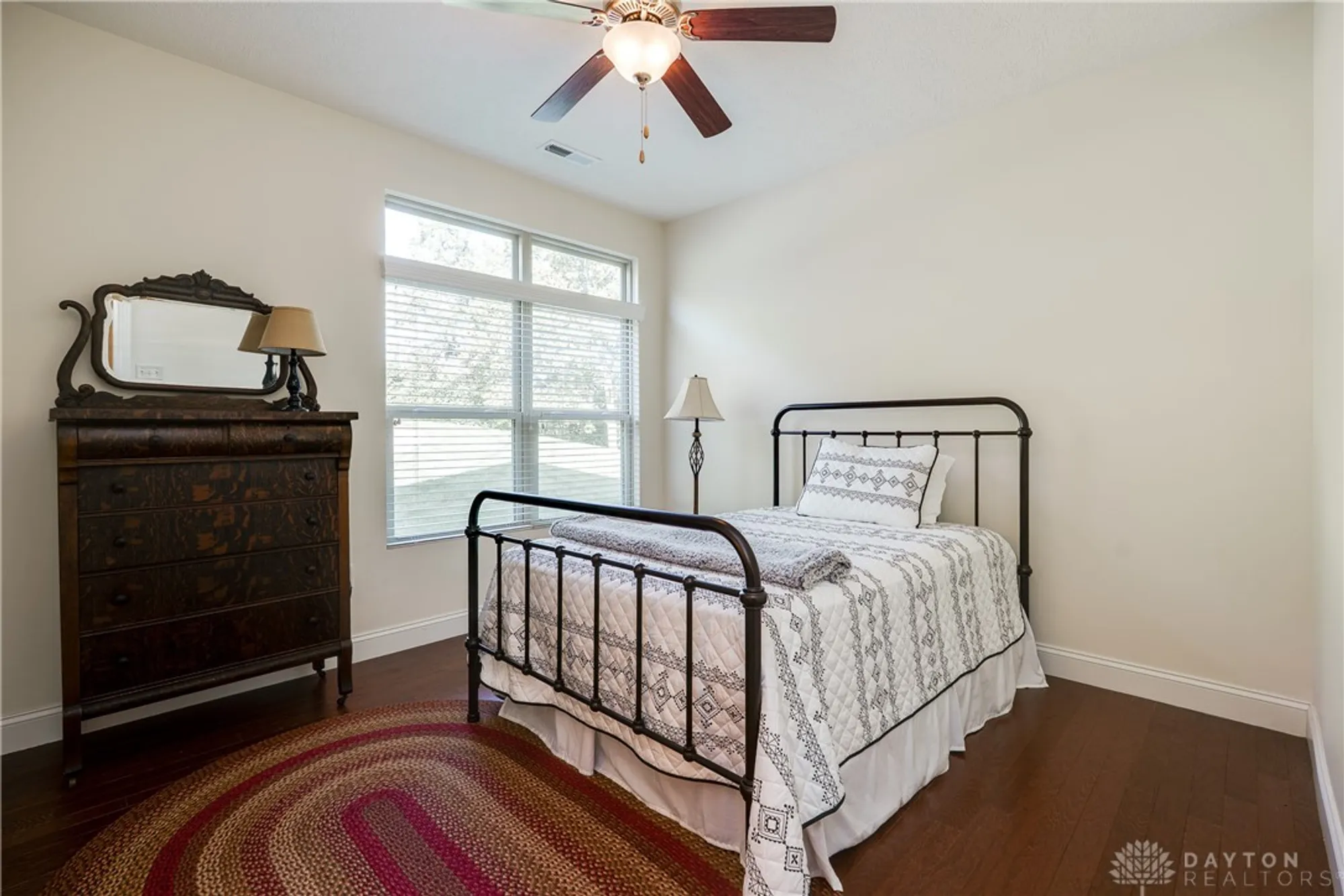 Property Slideshow image 12 of 76 | 2833 hackberry ln, Beavercreek, OH, 45431