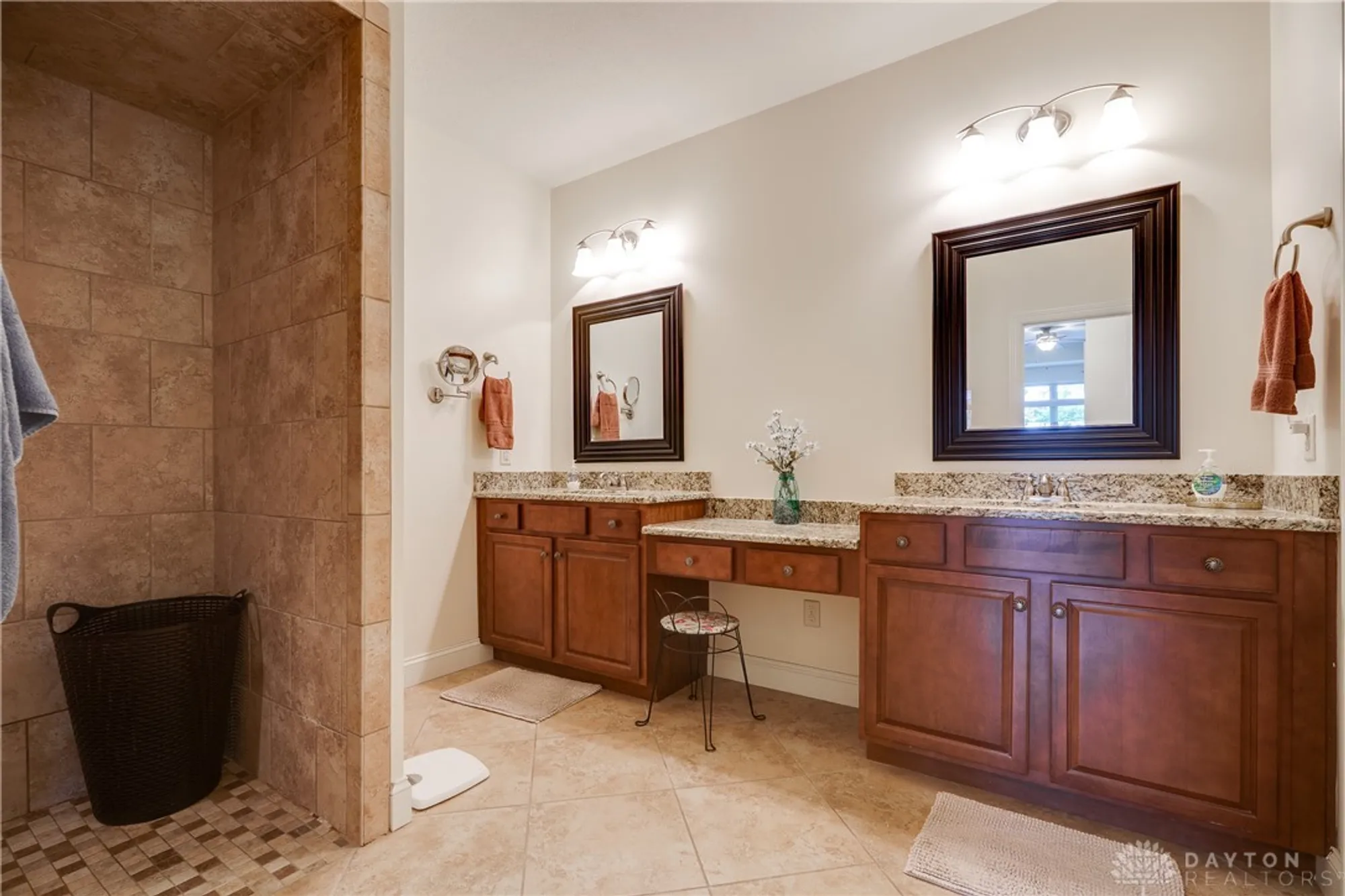 Property Slideshow image 35 of 76 | 2833 hackberry ln, Beavercreek, OH, 45431