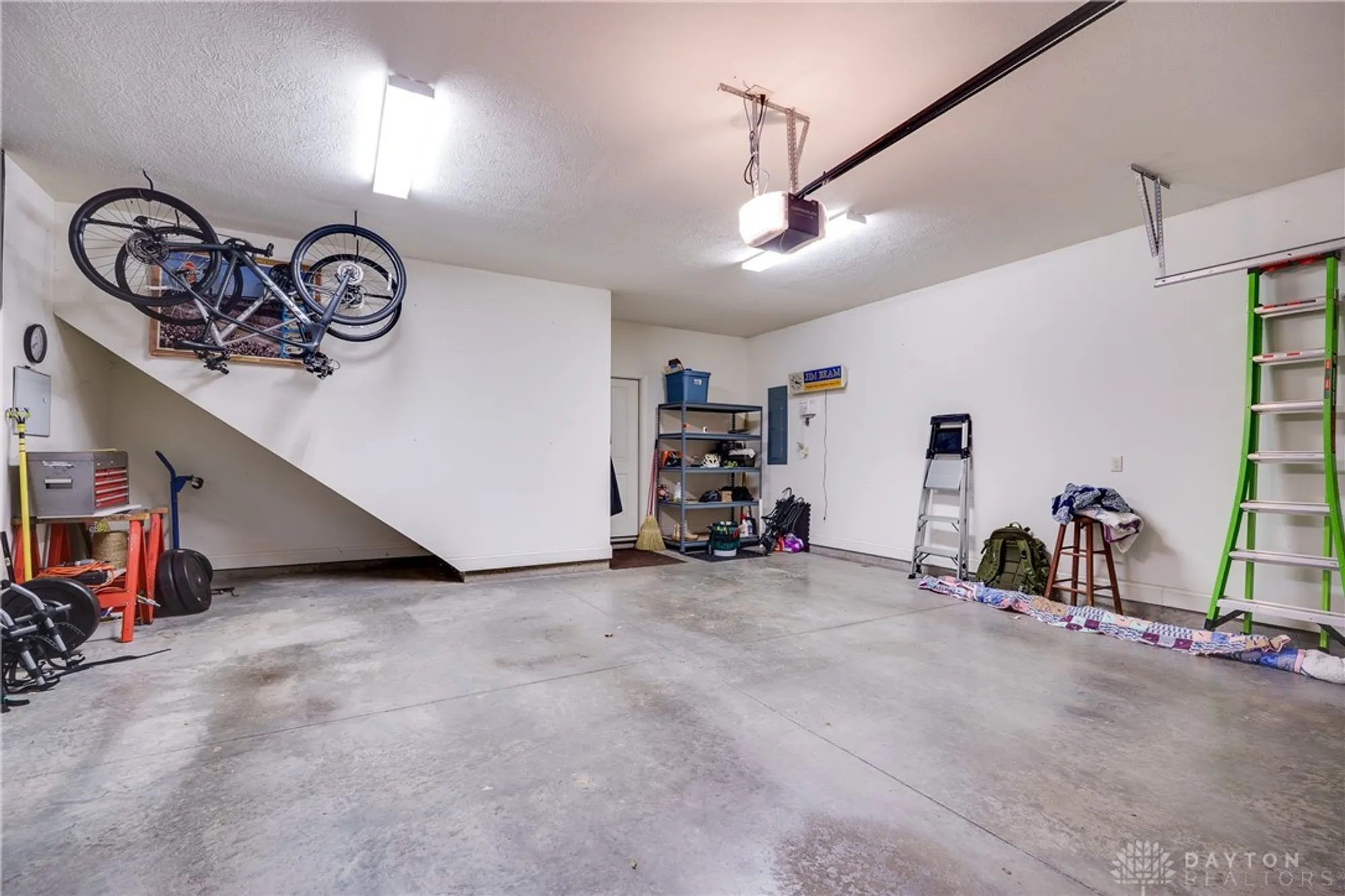 Property Slideshow image 47 of 76 | 2833 hackberry ln, Beavercreek, OH, 45431