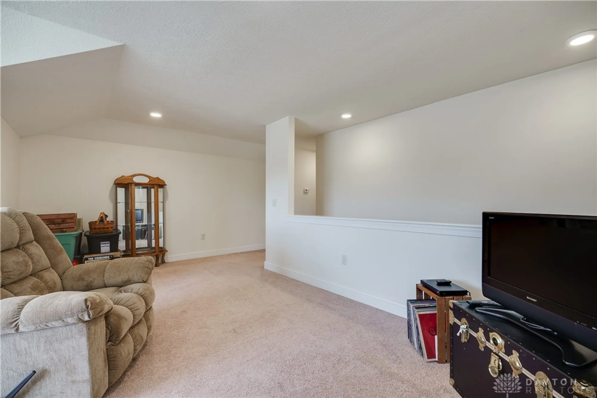 Property Slideshow image 42 of 76 | 2833 hackberry ln, Beavercreek, OH, 45431
