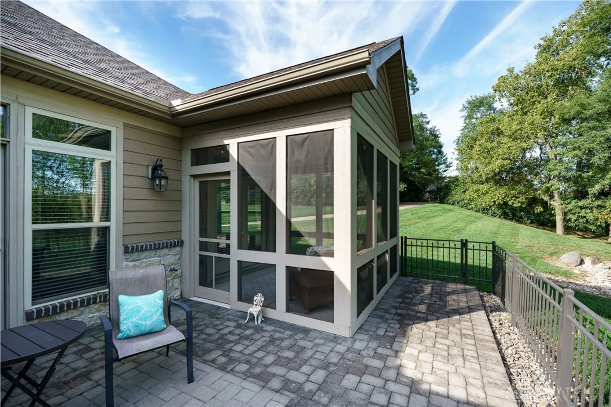 Property Slideshow image 56 of 76 | 2833 hackberry ln, Beavercreek, OH, 45431
