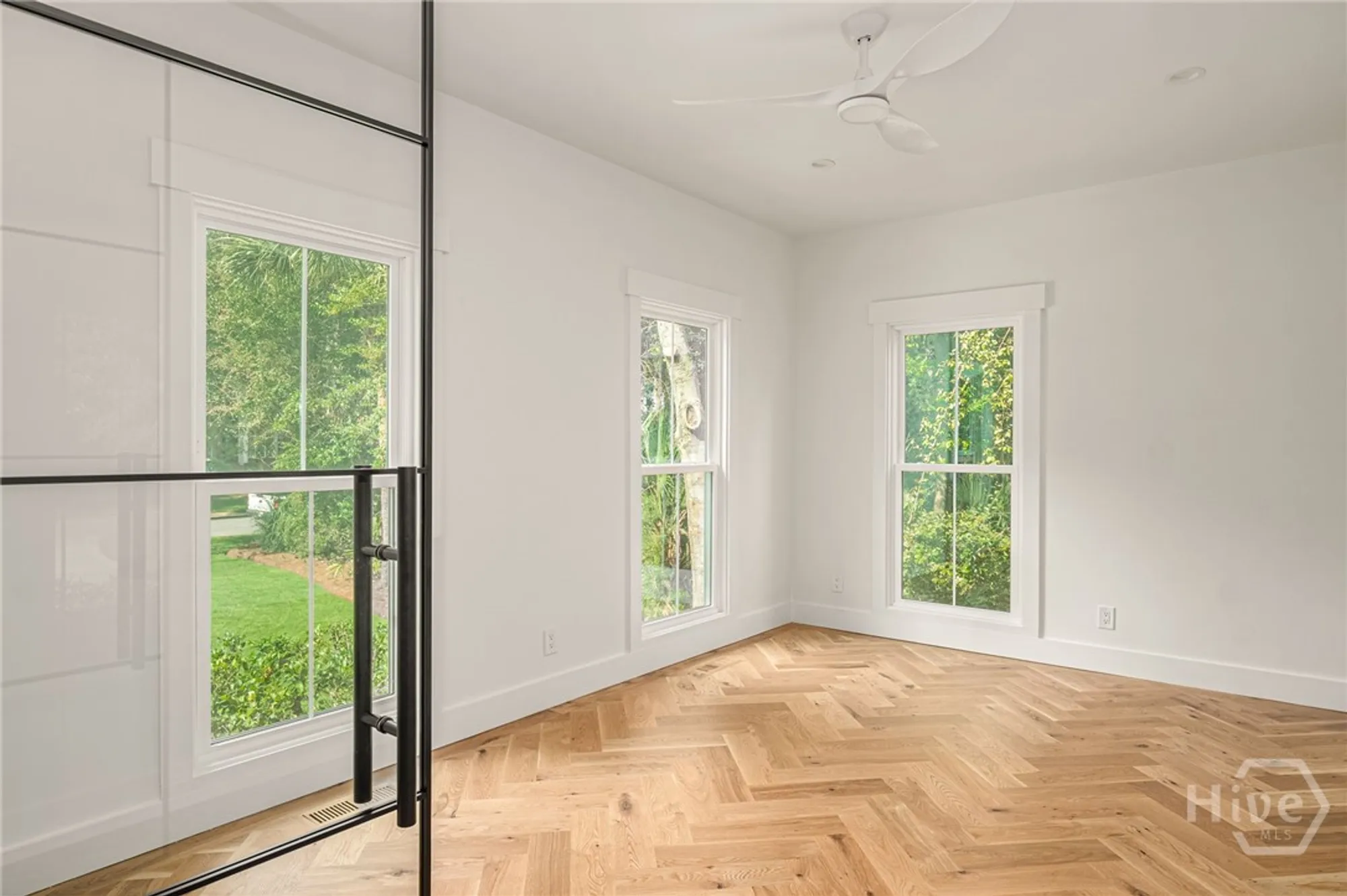 Property Slideshow image 14 of 46 | 43 franklin creek rd, Savannah, GA, 31411