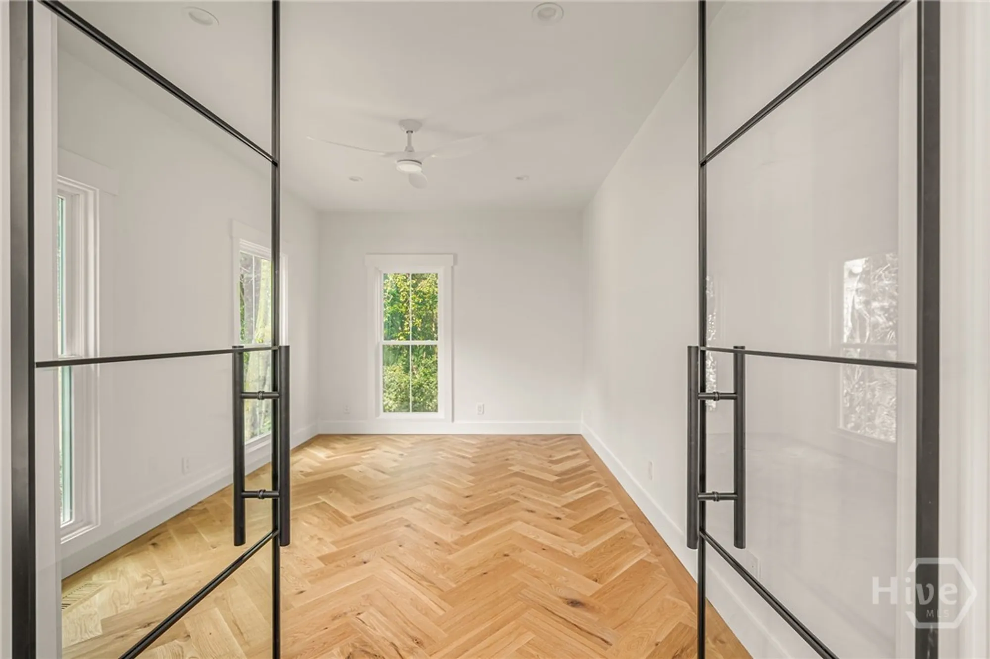 Property Slideshow image 13 of 46 | 43 franklin creek rd, Savannah, GA, 31411