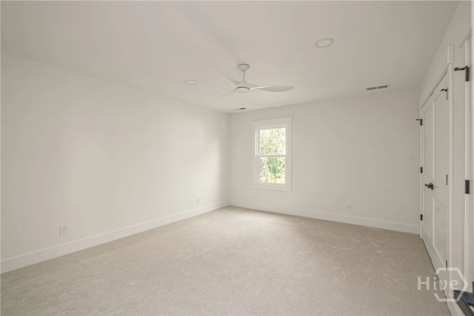 Property Slideshow image 34 of 46 | 43 franklin creek rd, Savannah, GA, 31411