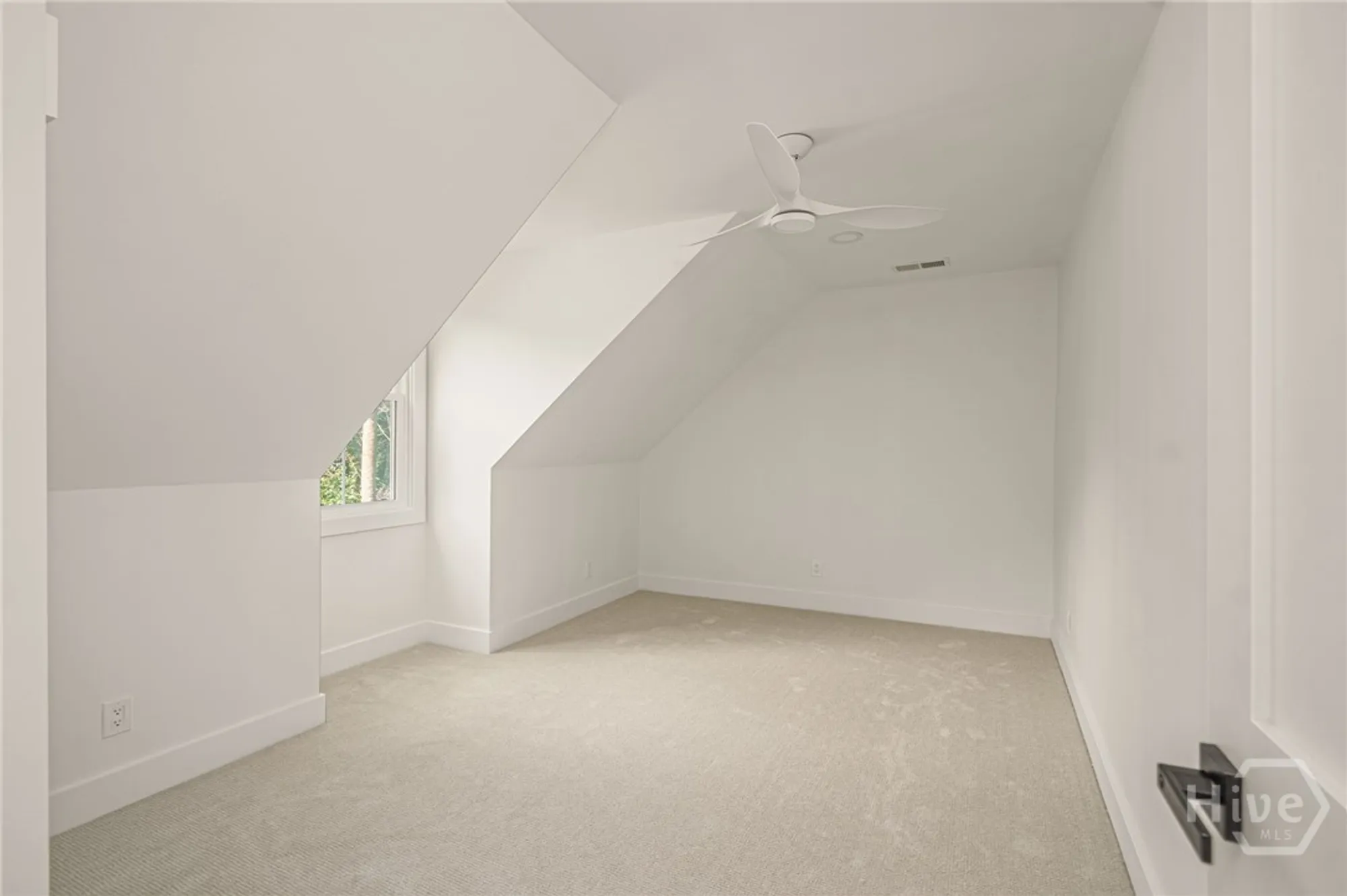 Property Slideshow image 33 of 46 | 43 franklin creek rd, Savannah, GA, 31411