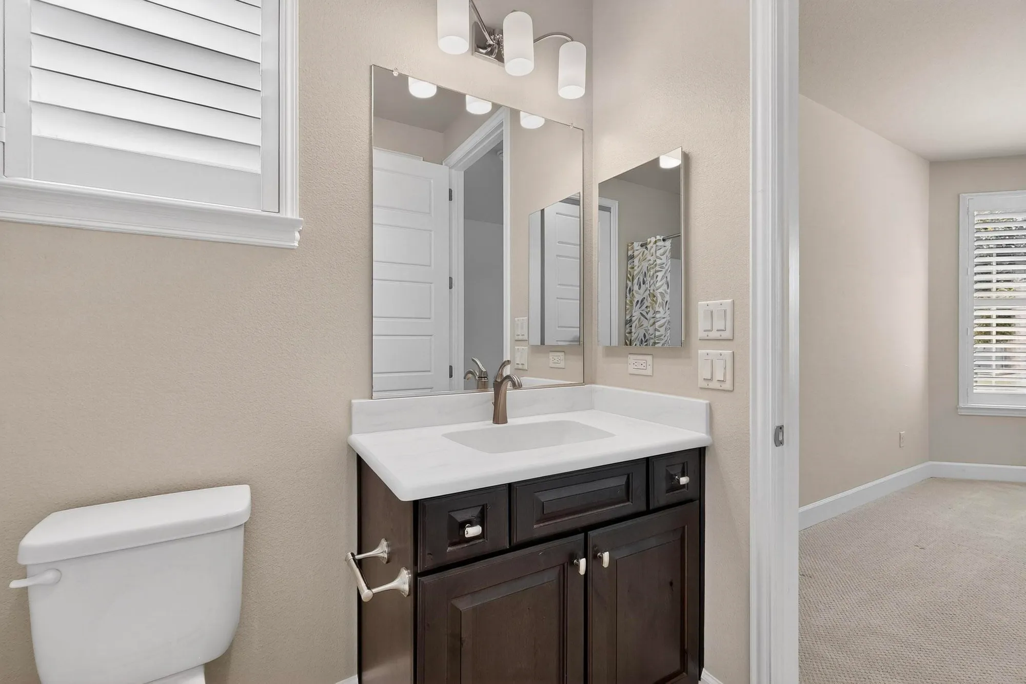 Property Slideshow image 27 of 38 | 11829 willet way, Denton, TX, 76207