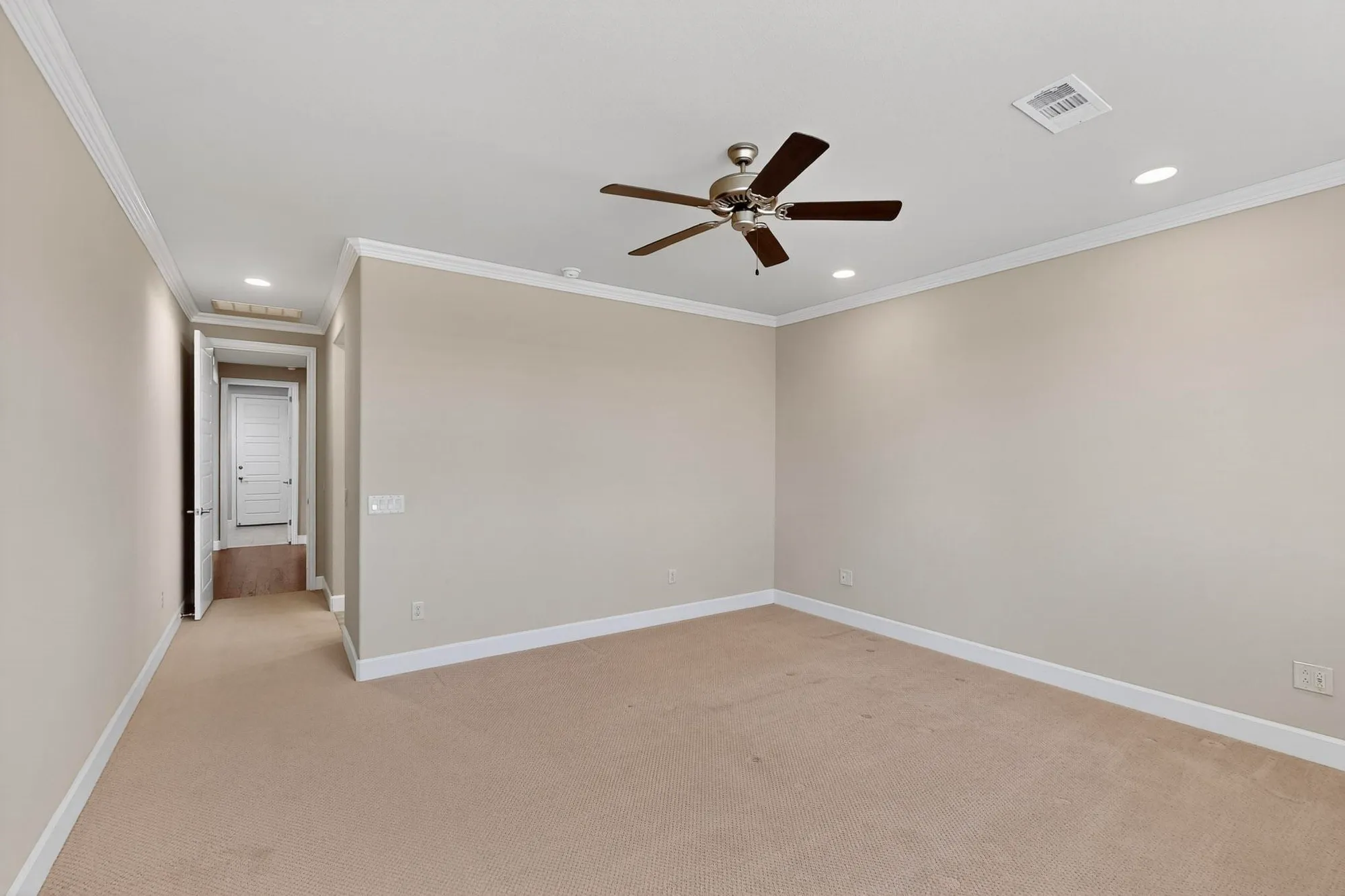 Property Slideshow image 20 of 38 | 11829 willet way, Denton, TX, 76207