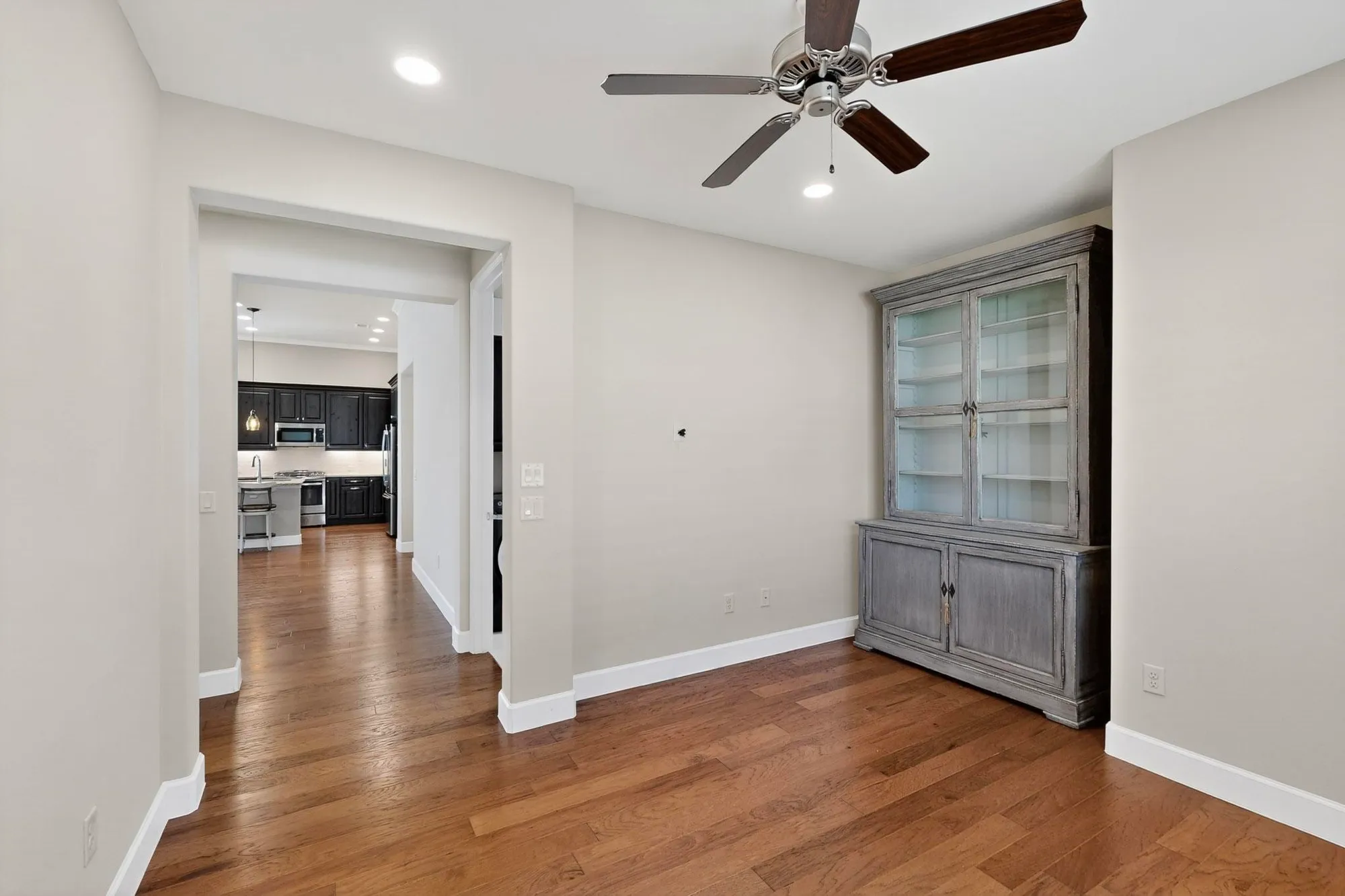 Property Slideshow image 30 of 38 | 11829 willet way, Denton, TX, 76207