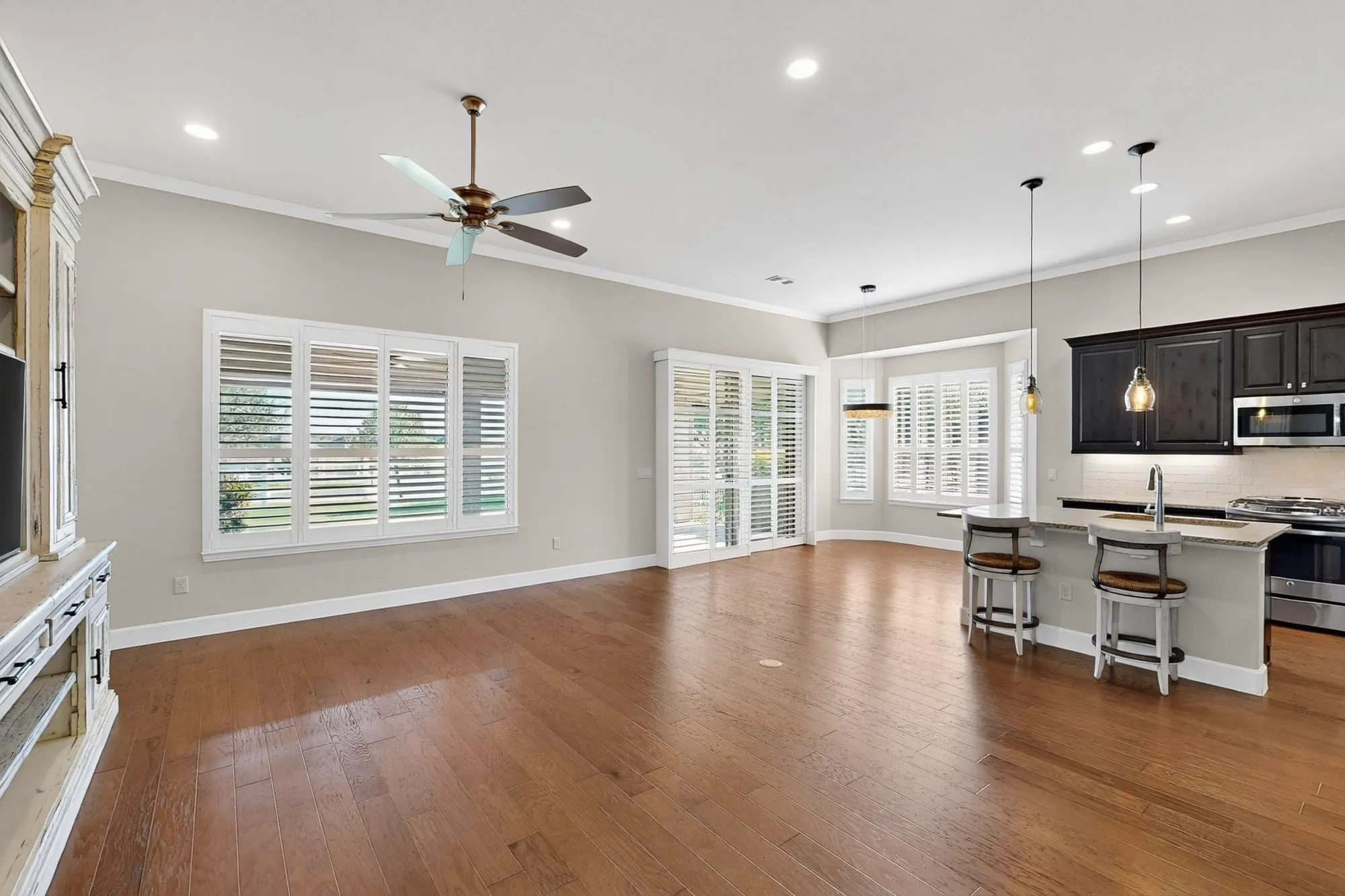 Property Slideshow image 8 of 38 | 11829 willet way, Denton, TX, 76207